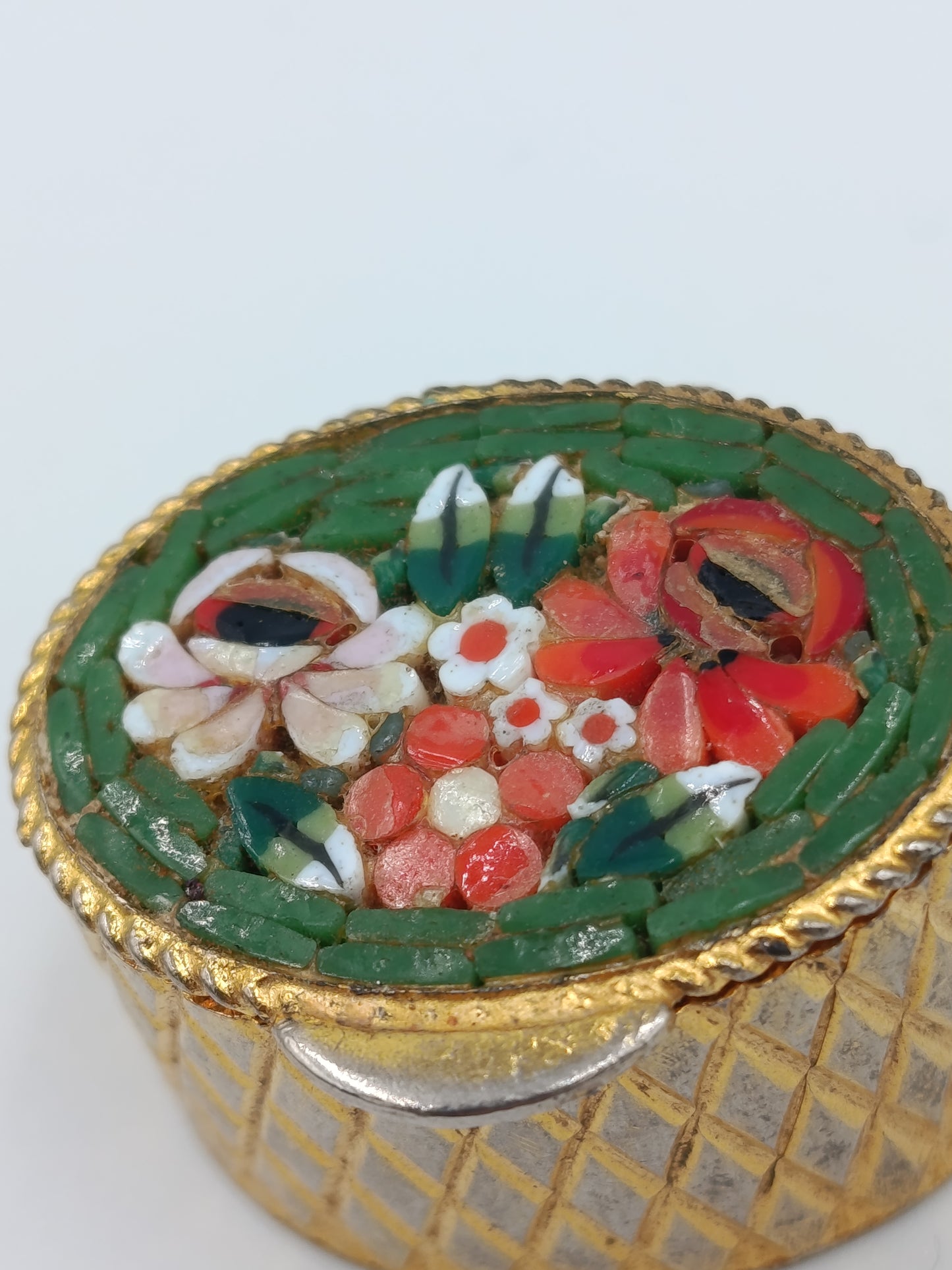 Vintage Pillendose  Schmuckdose mit Millefiori Glas rund  3,2 cm