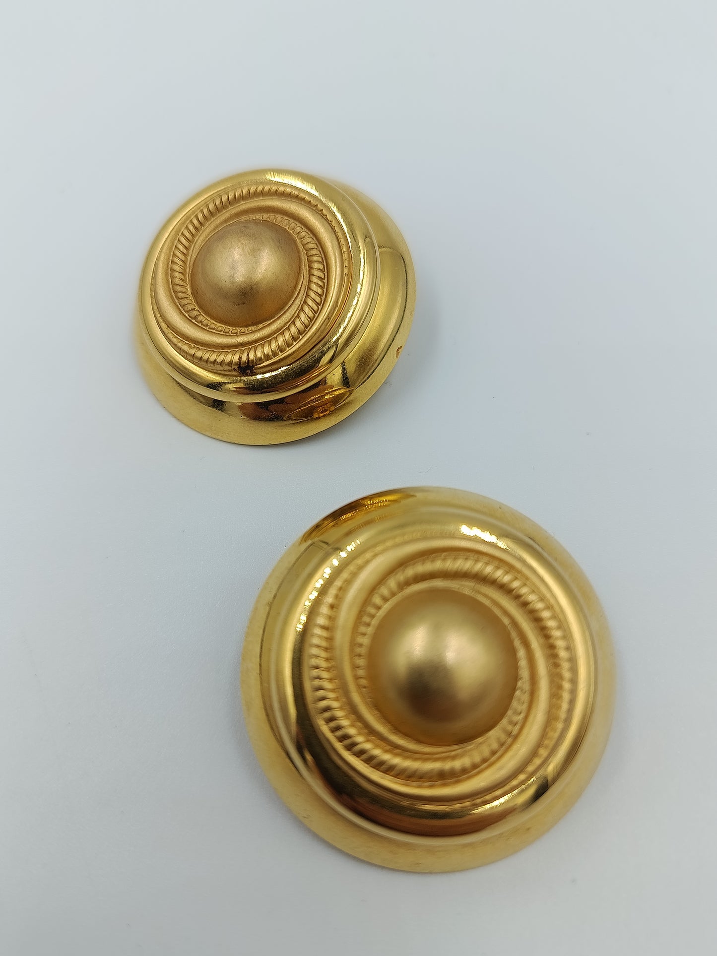 Stilvolle Vintage Clip Ohrringe goldfarben rund klassisch
