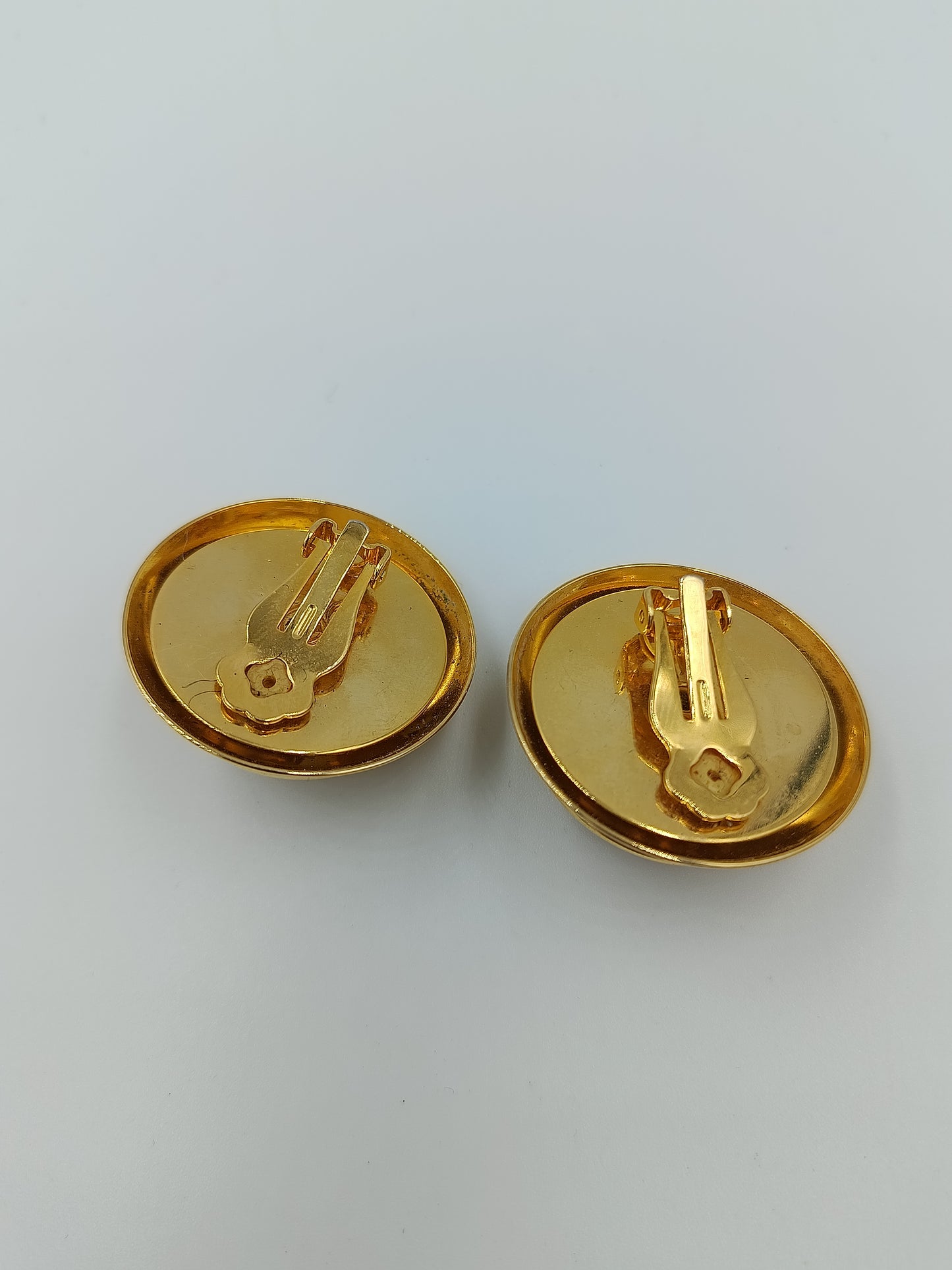 Stilvolle Vintage Clip Ohrringe goldfarben rund klassisch