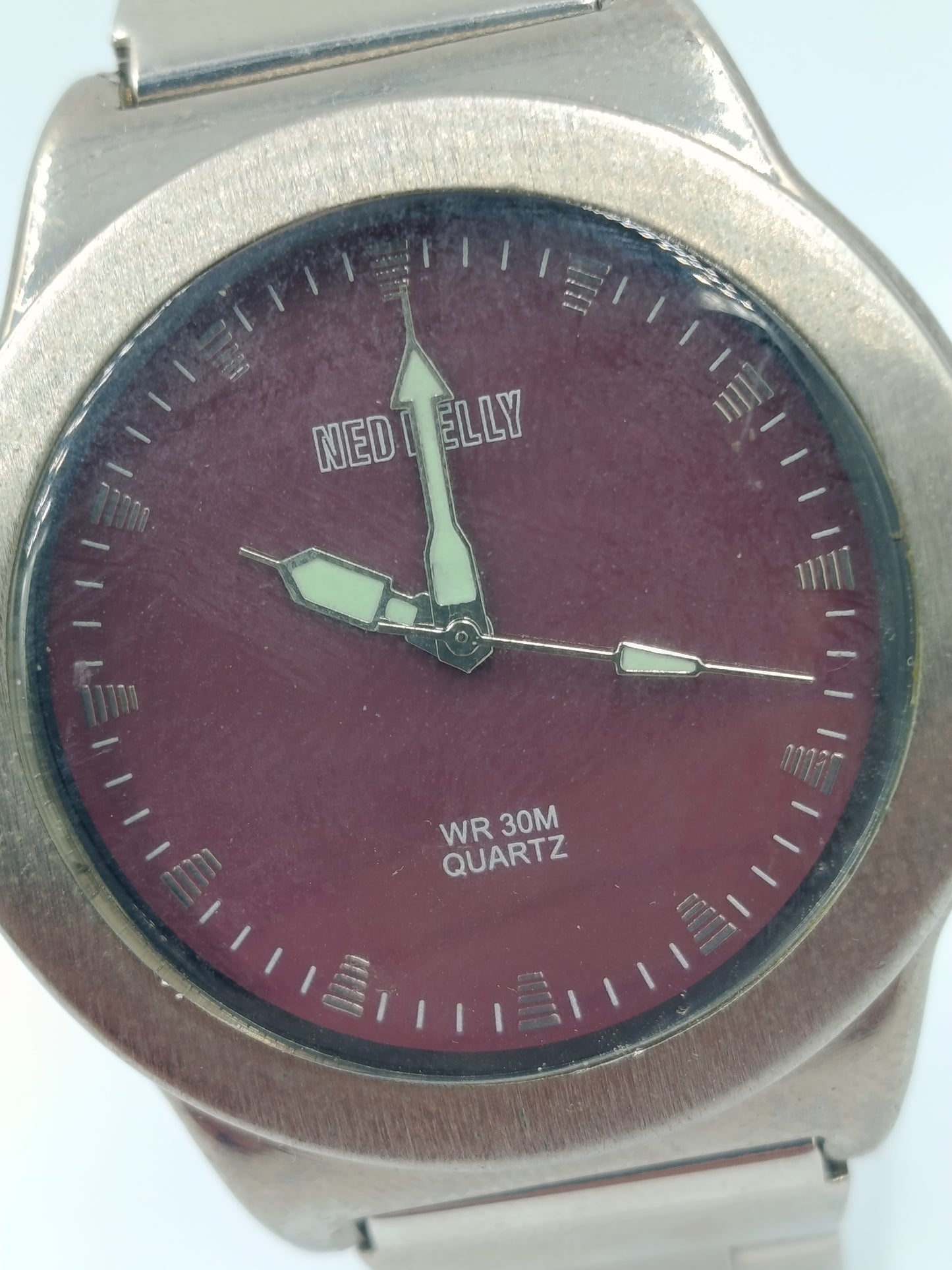 NED KELLY Armbanduhr Quartz WR 30M Edelstahl Vintage Design