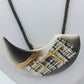 Vintage Statement Kette Anhänger Halbmond Schwarz Gold Lederband