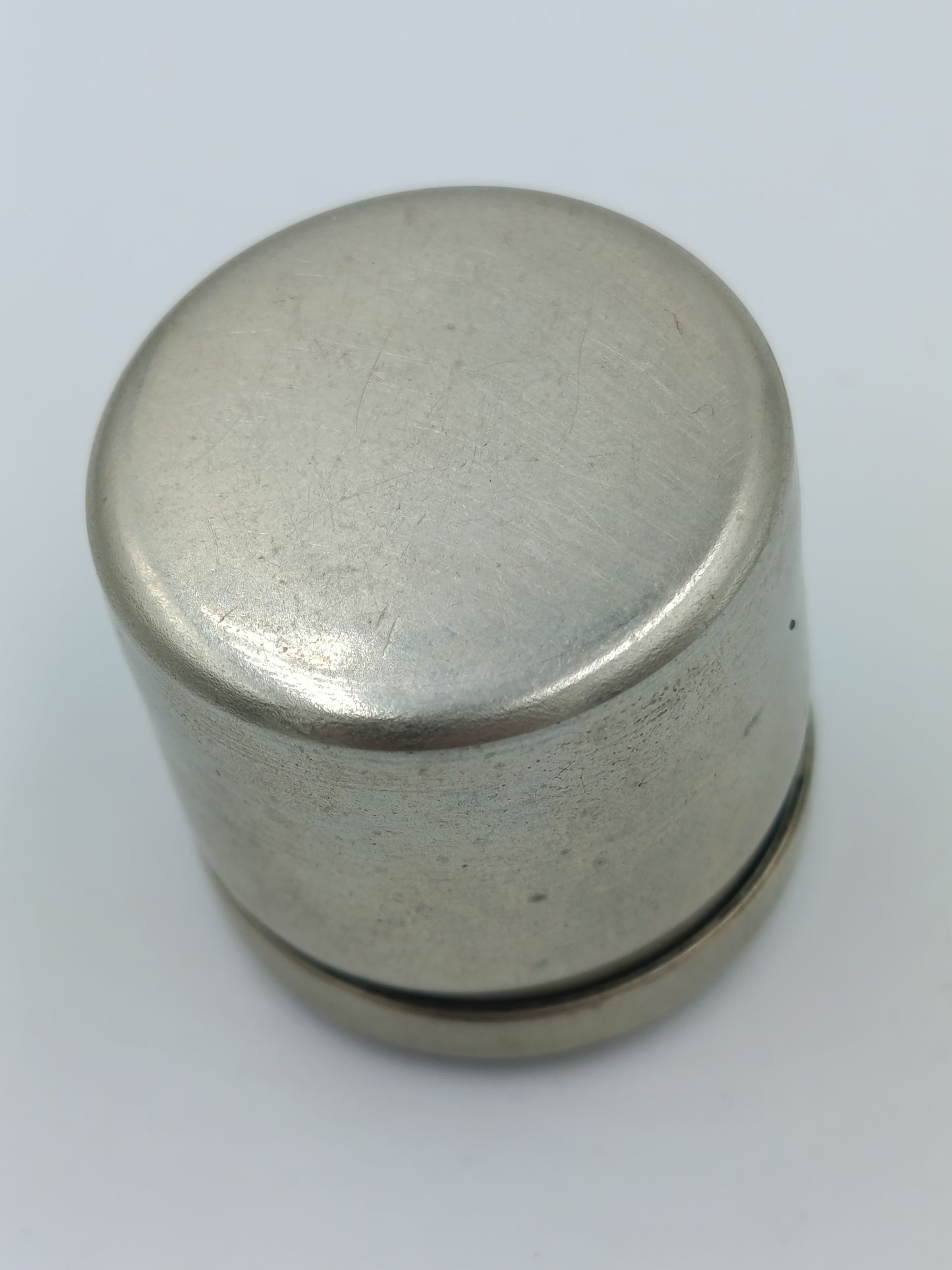 Kleine Metall Dose Etui Rund Ornamente Vintage Schmuckdose