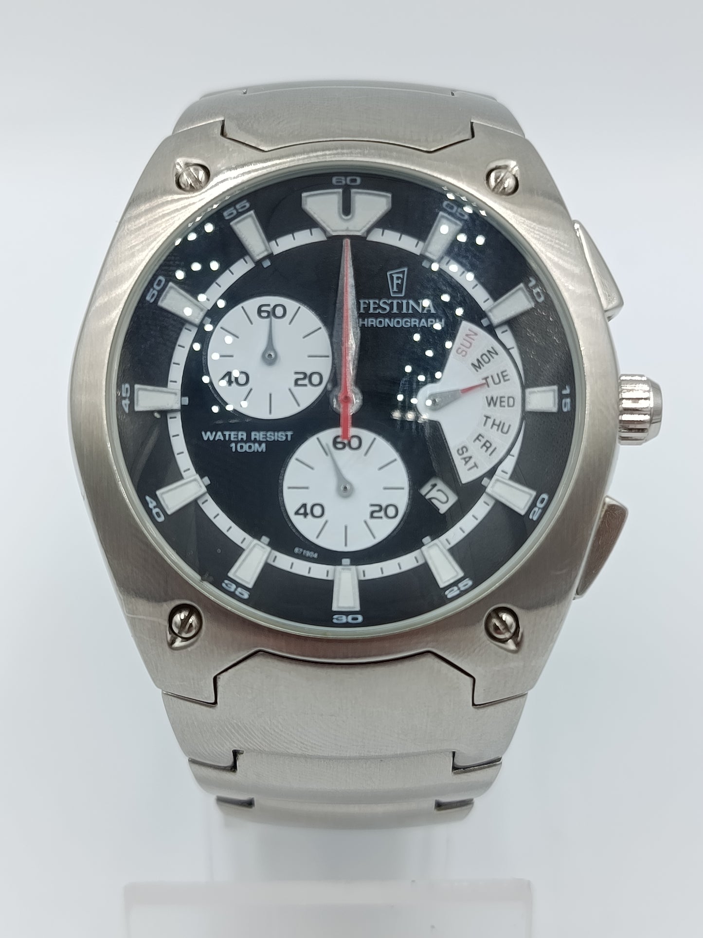 FESTINA Chronograph Herren Uhr Edelstahl Schwarz Silber 100m Datum Sportlich