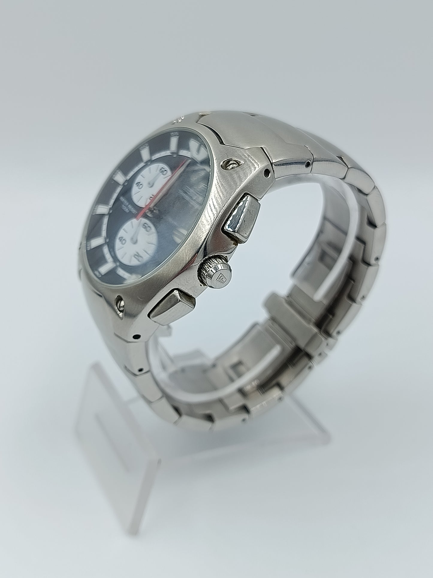FESTINA Chronograph Herren Uhr Edelstahl Schwarz Silber 100m Datum Sportlich