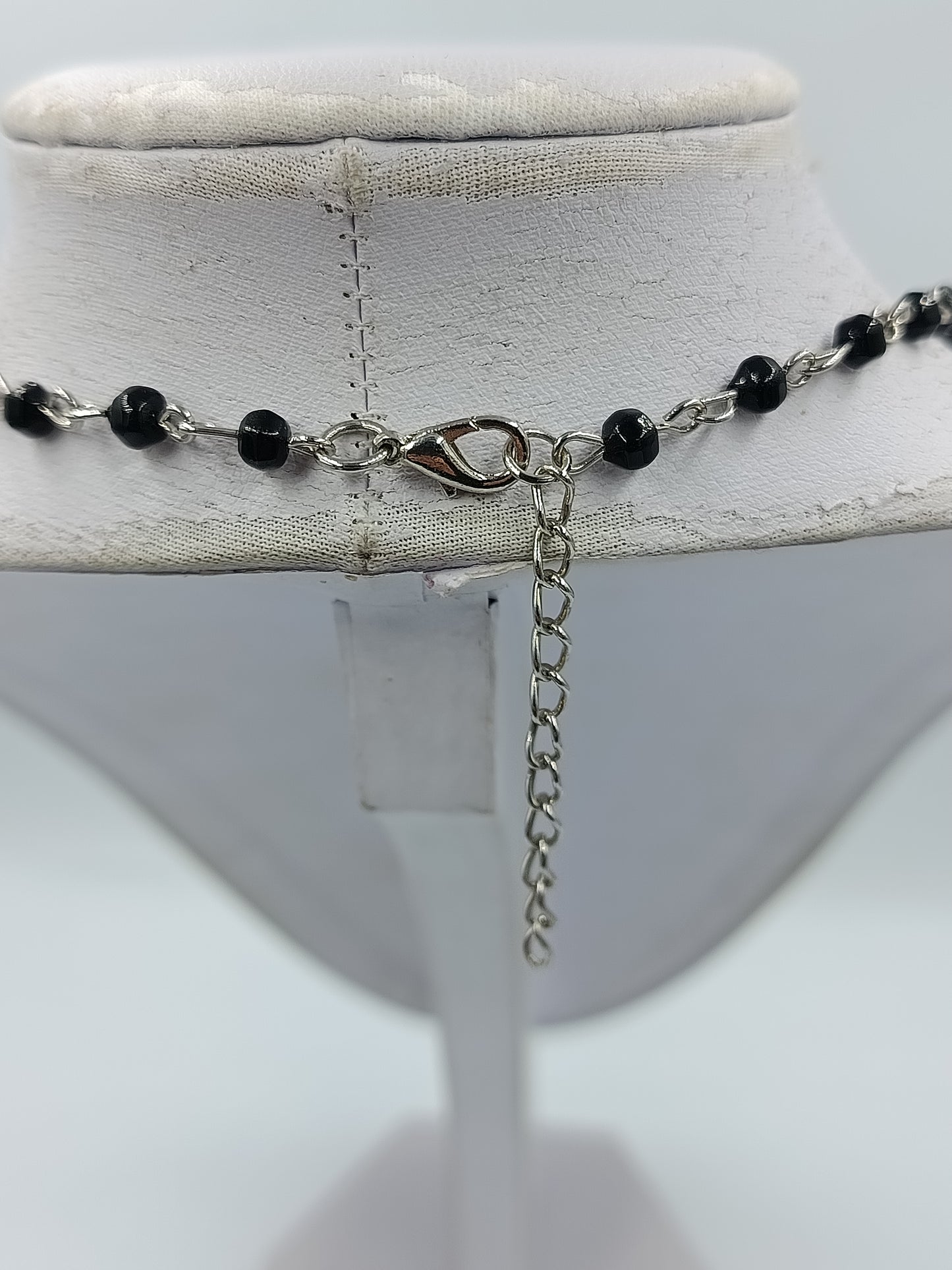 Feine schwarze Perlenkette Silber filigran minimalistisch Halskette