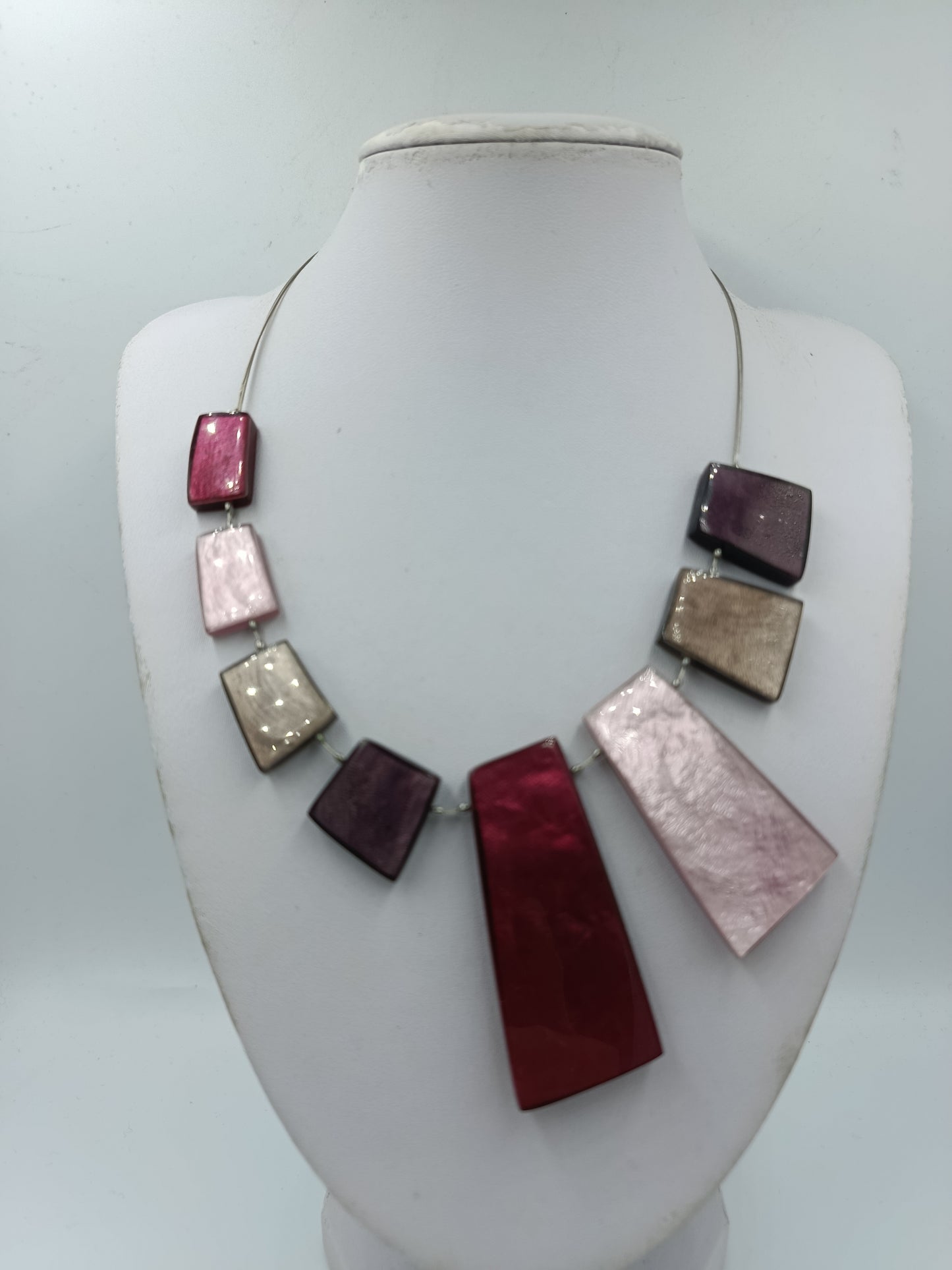 Statement Kette geometrisch Rot Rosa Grau Collier modern