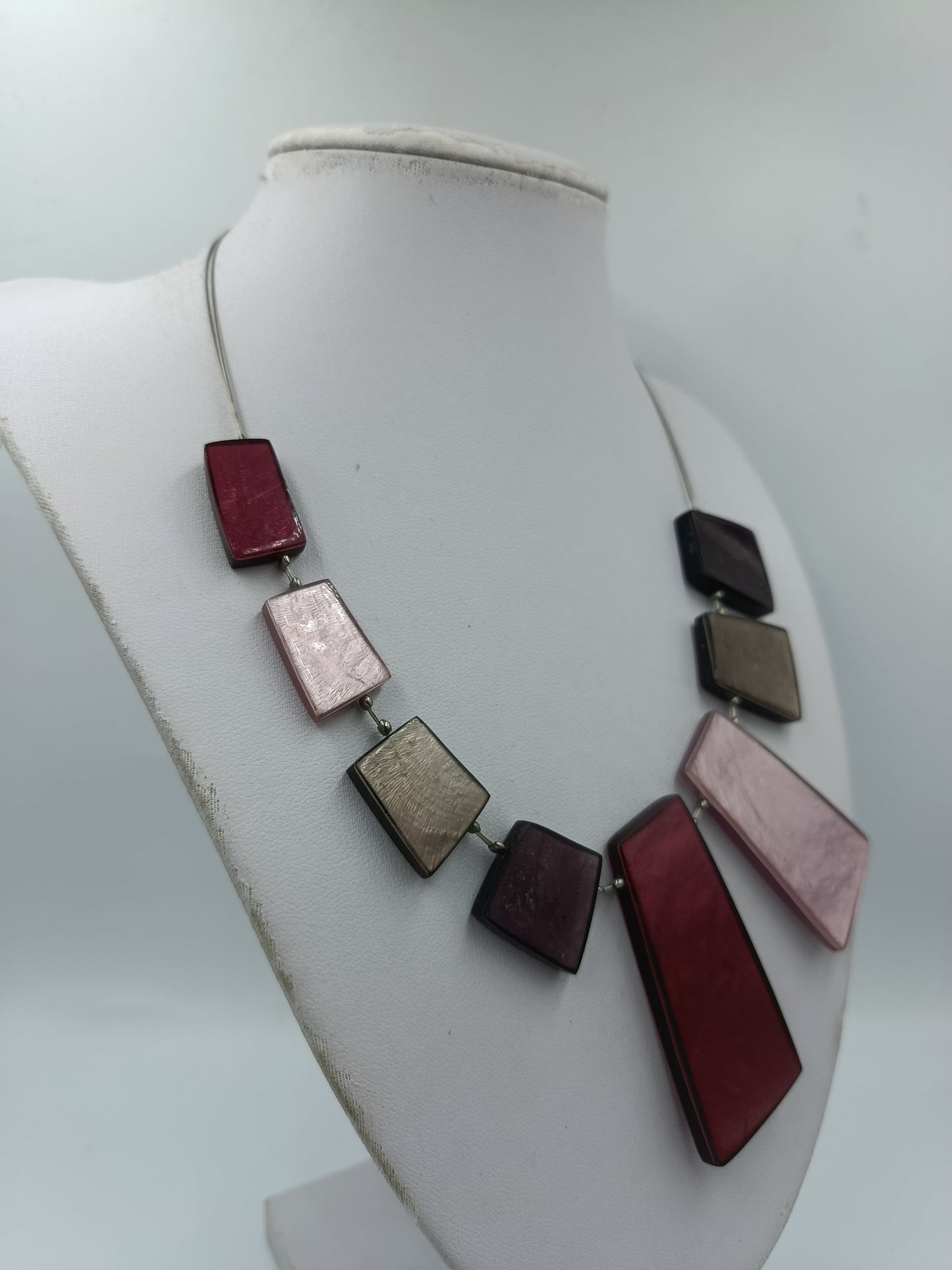 Statement Kette geometrisch Rot Rosa Grau Collier modern