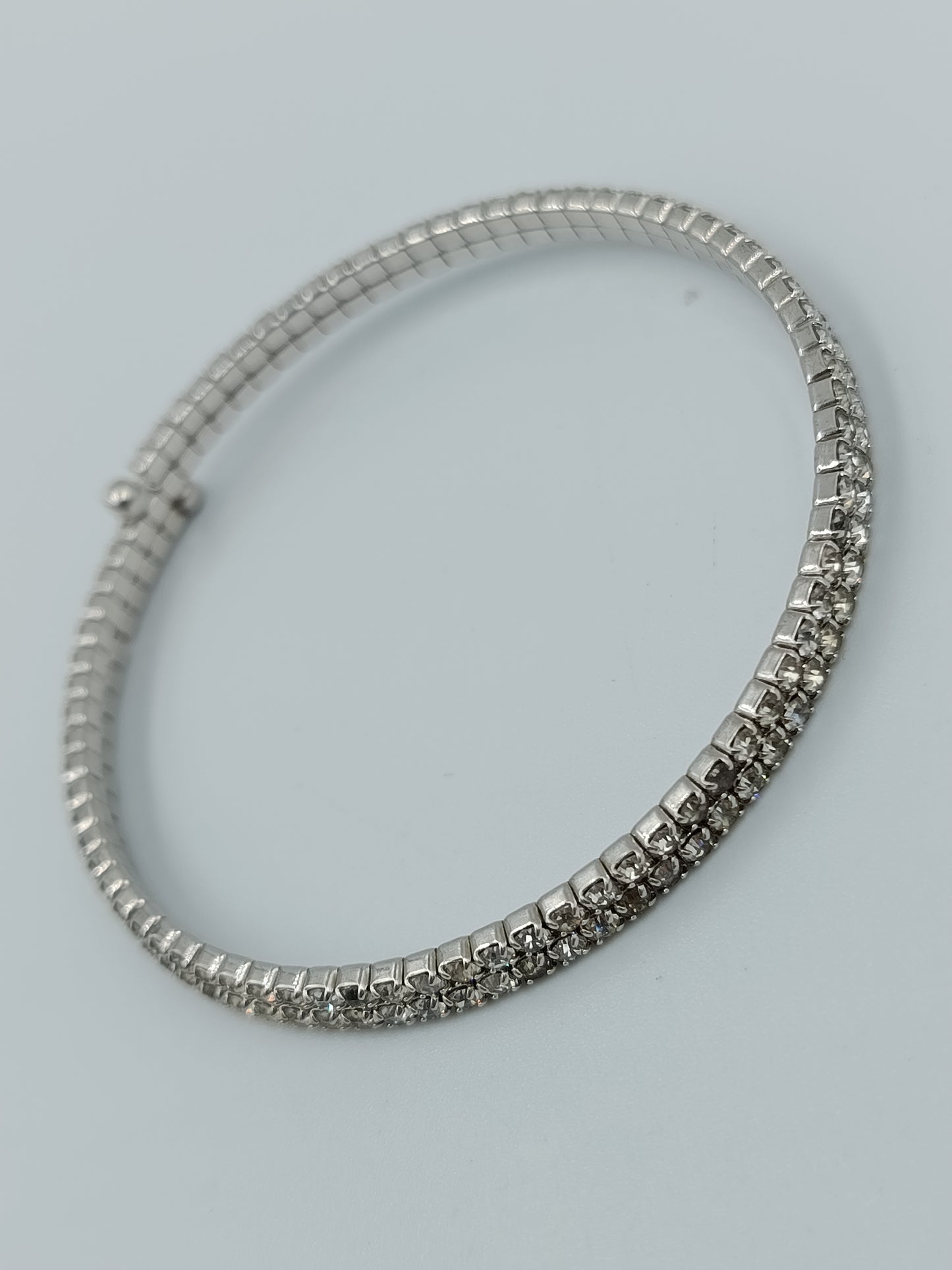 Elegantes Strass Armband silberfarben flexibel verstellbar