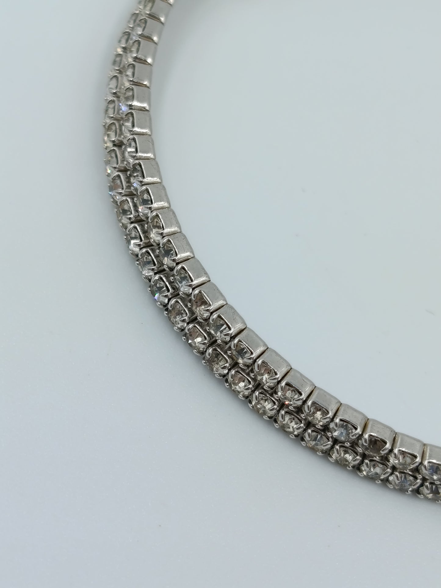 Elegantes Strass Armband silberfarben flexibel verstellbar