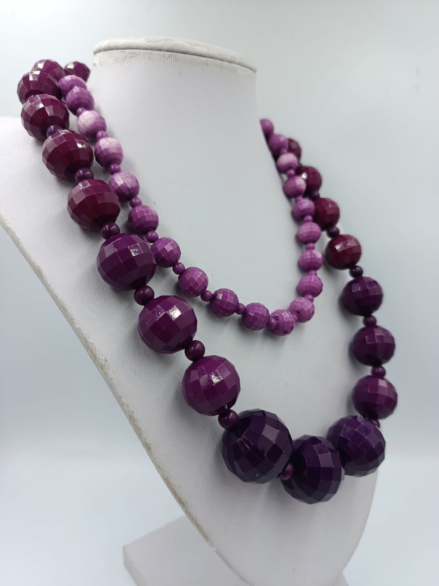 Lange Statement Kette Lila Facettierte Perlen Collier 90 cm