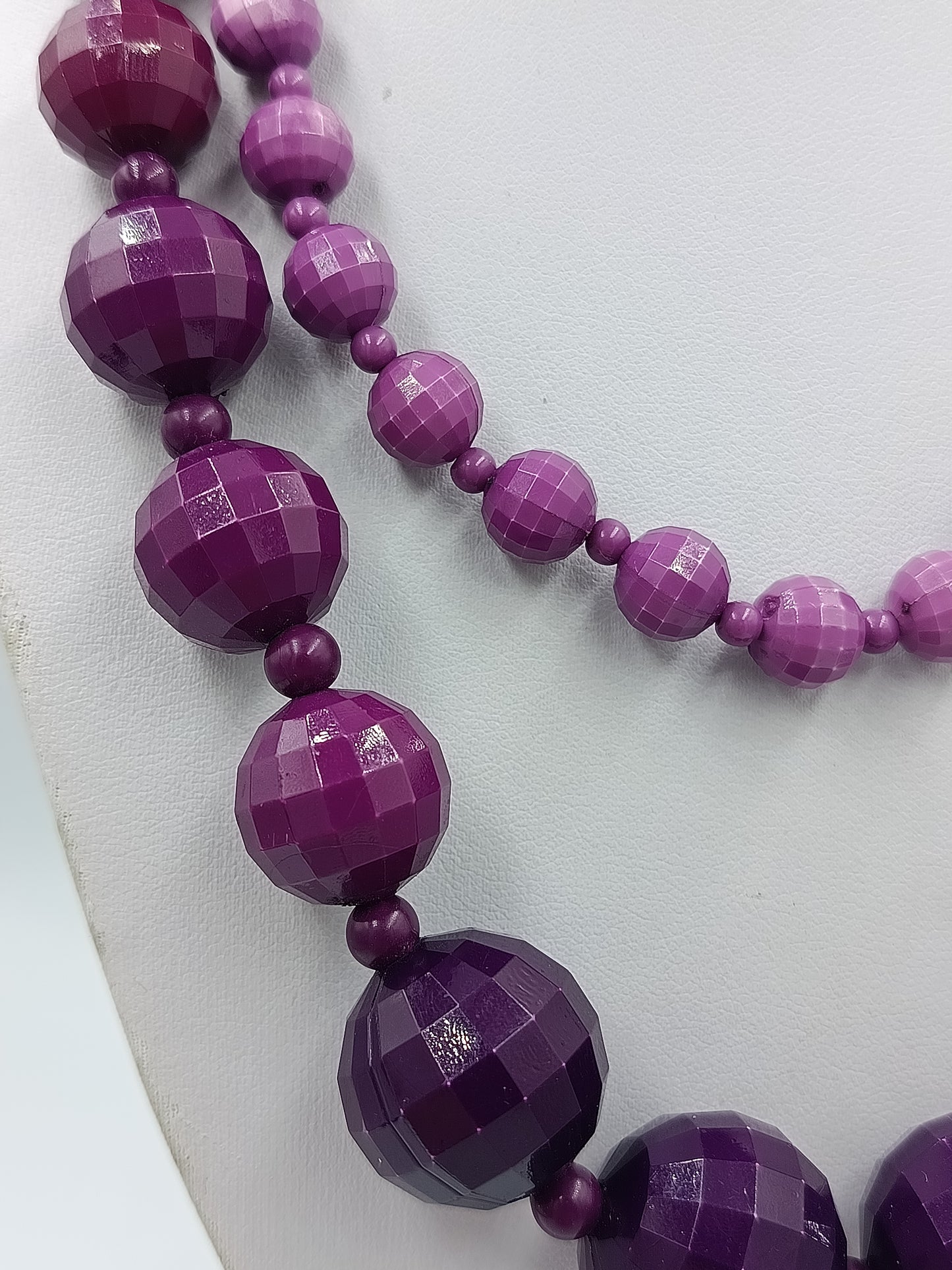 Lange Statement Kette Lila Facettierte Perlen Collier 90 cm