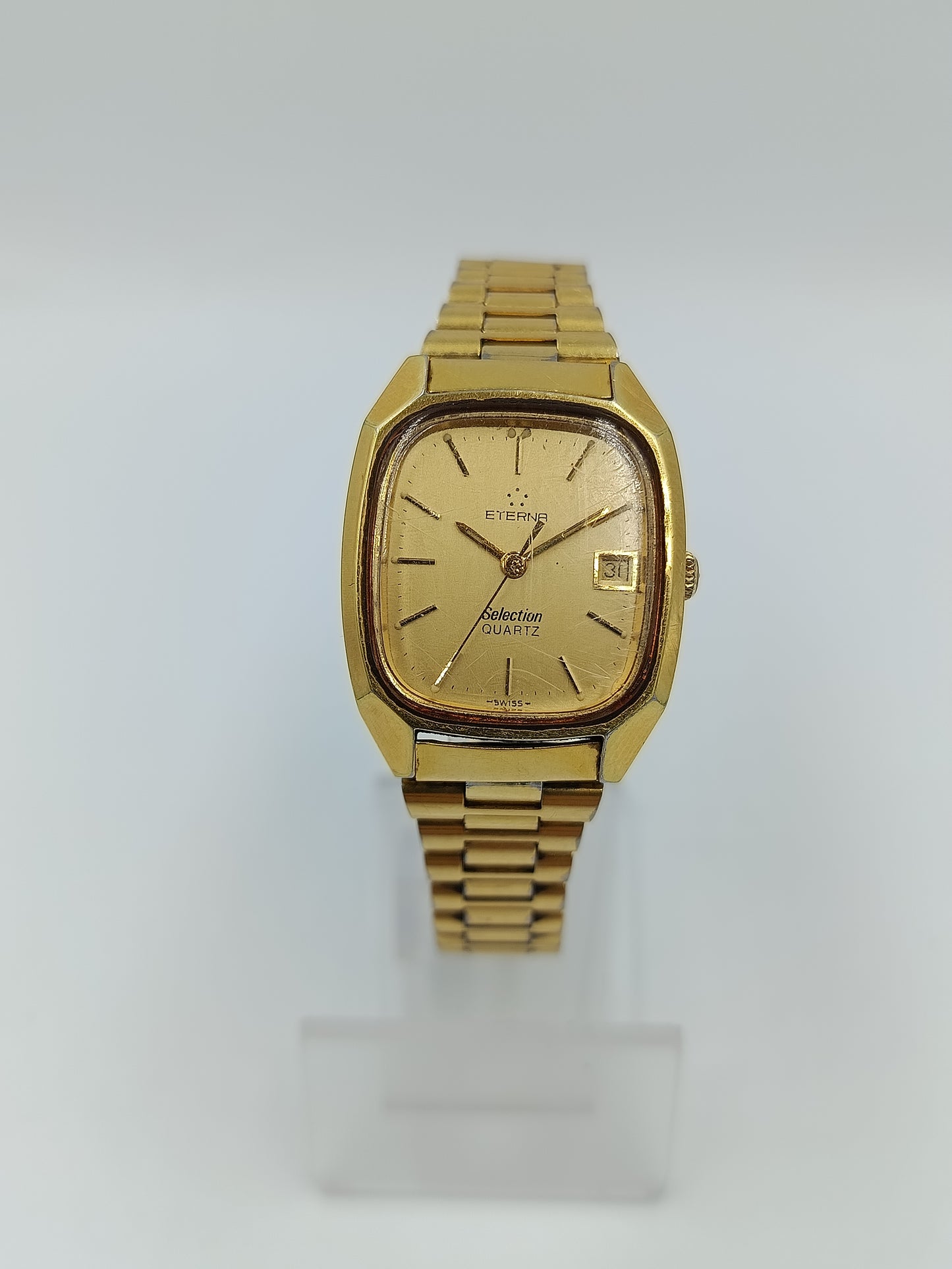 Damen Uhr Goldfarben Vintage mit Datumsanzeige