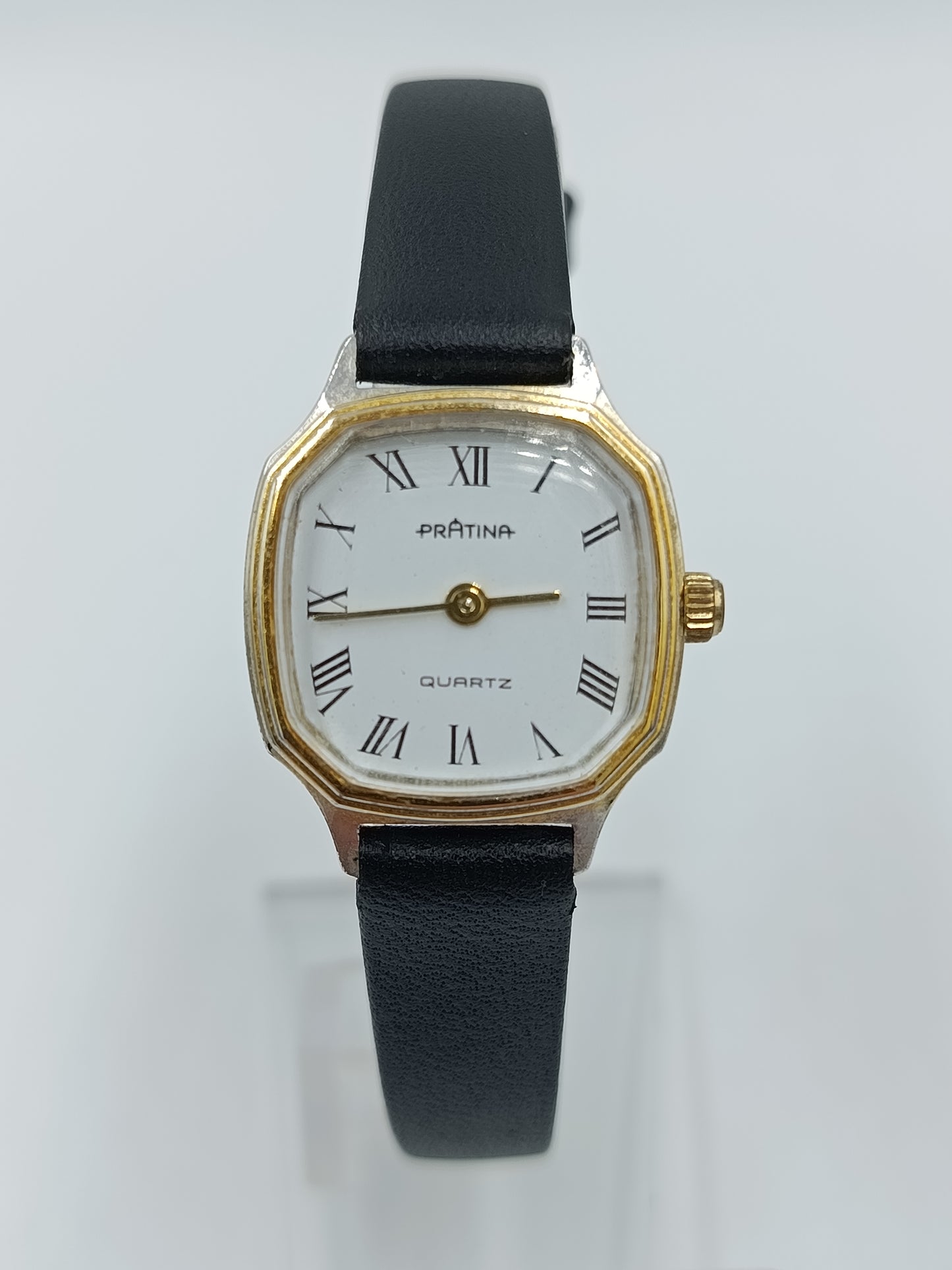 Damen Uhr Klassisch Schwarz Gold mit römischen Ziffern