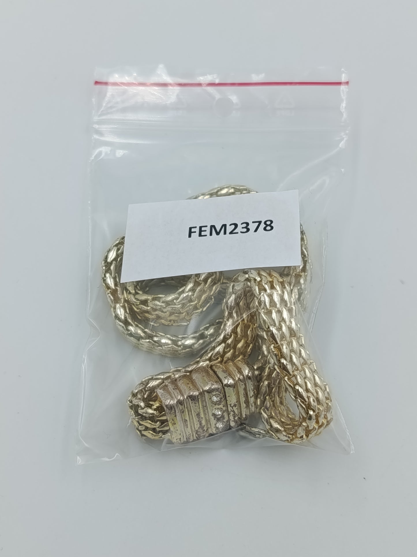 Auffällige und elegante Statement Kette goldfarben geflochten