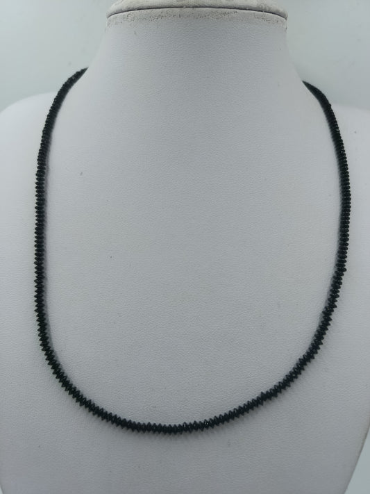 Elegante schwarze Spinell Kette facettiert 925 Silber 51 cm