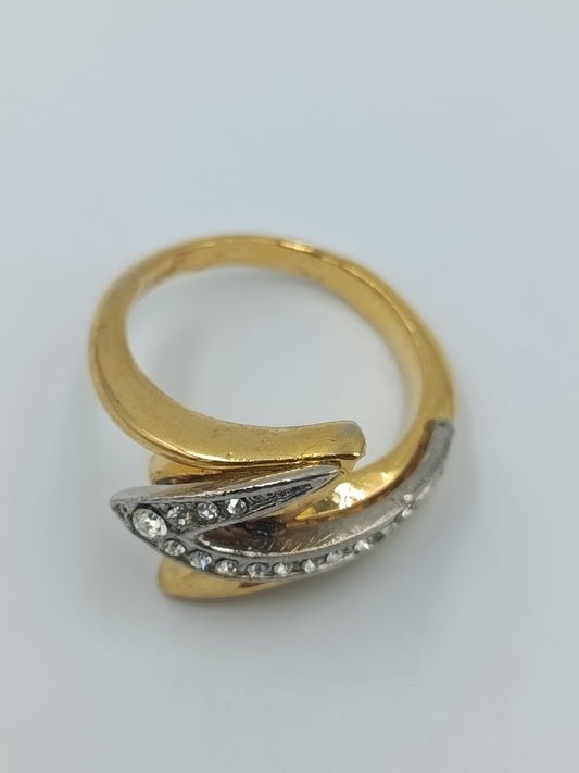 Vintage Ring goldfarben mit Strass Steinen Bicolor Design Gr. 55