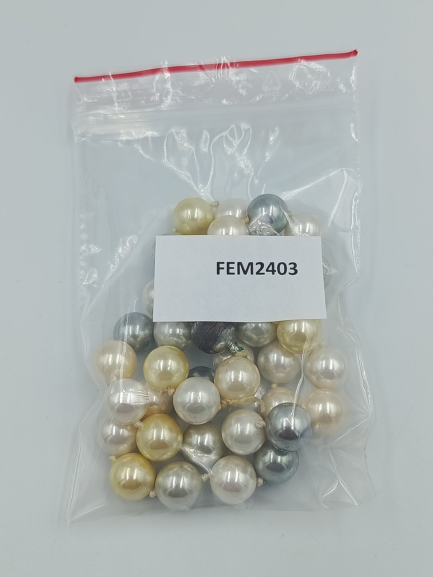 Große Perlenkette multicolor creme gold grau 47 cm Statement Kette