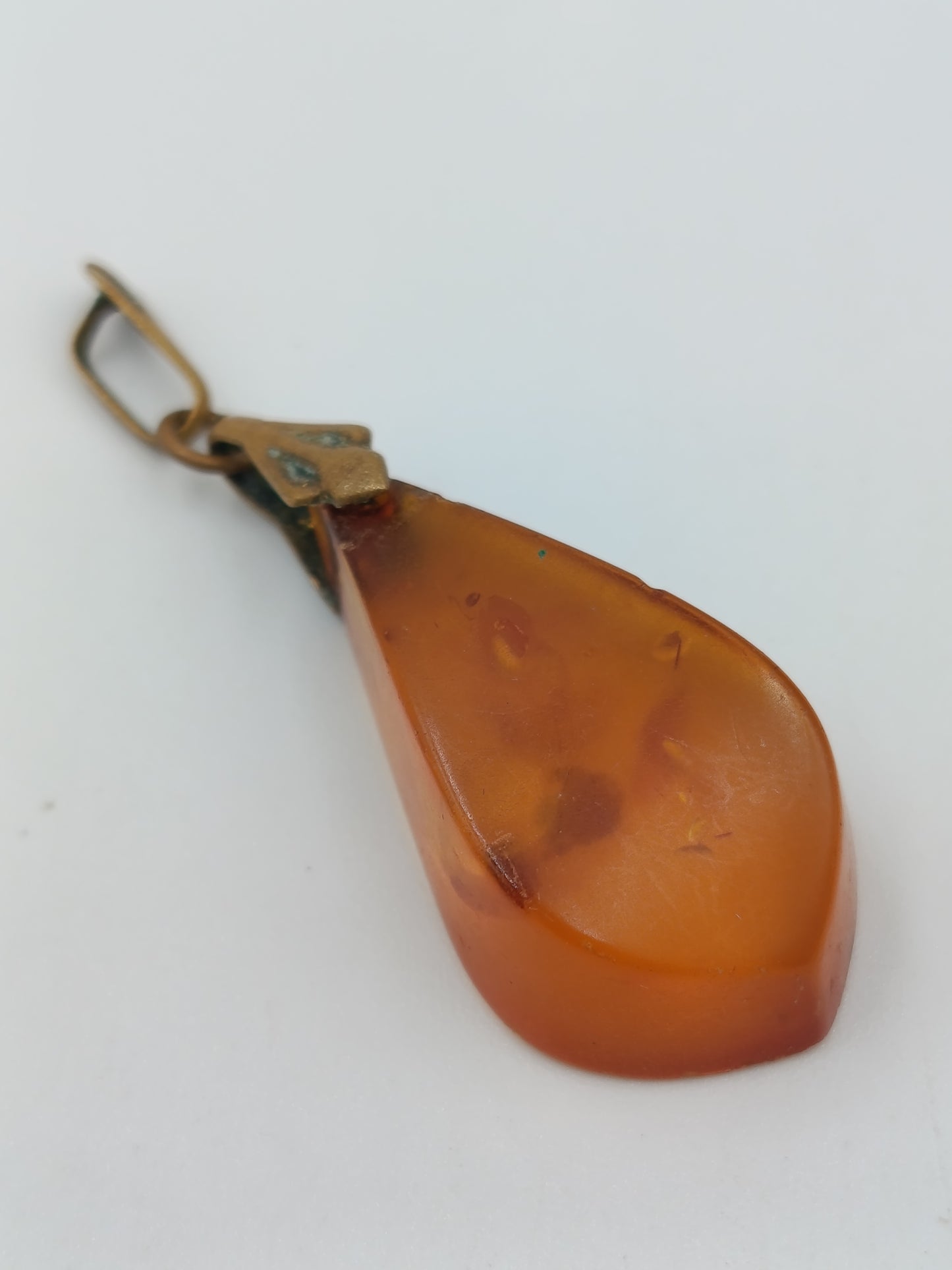 Bernstein Anhänger Tropfenform Vintage warmes Honigorange