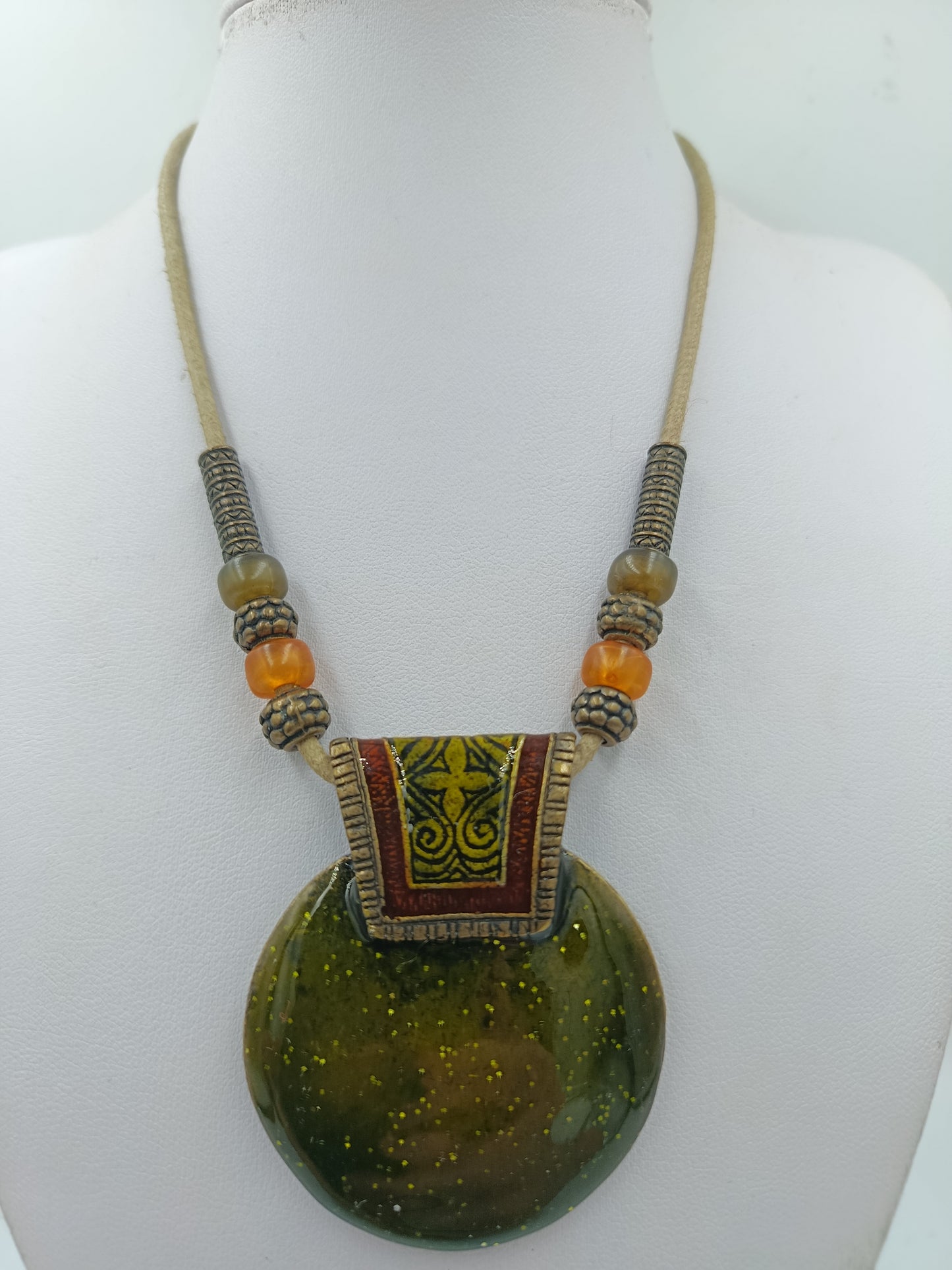 Statement Kette mit großem Anhänger Grün Ethno  Boho Stil