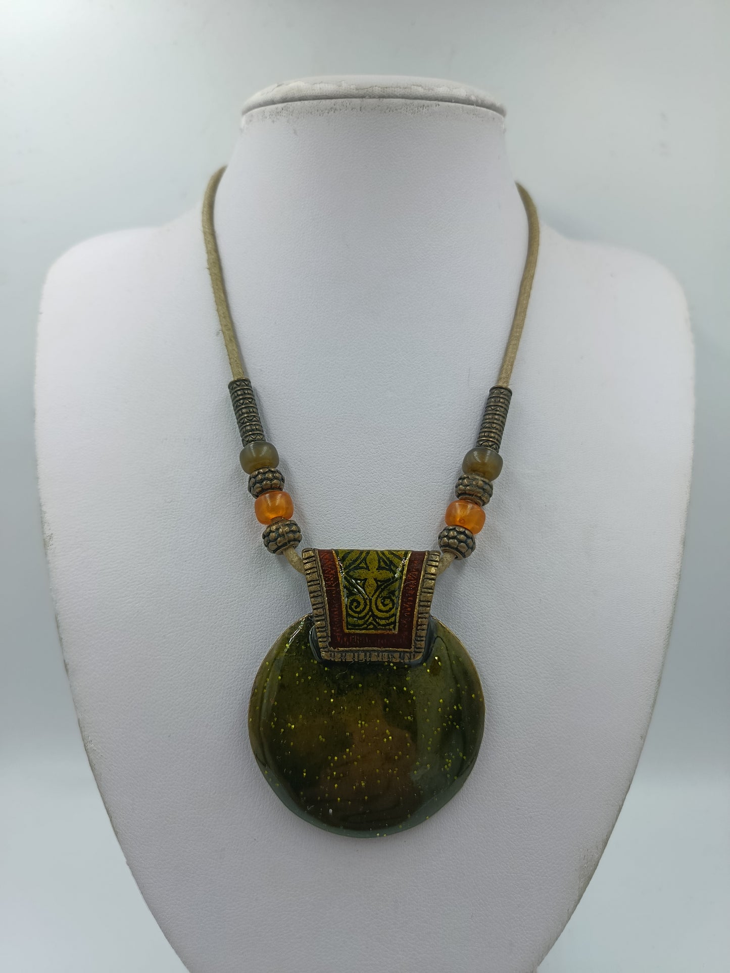 Statement Kette mit großem Anhänger Grün Ethno  Boho Stil