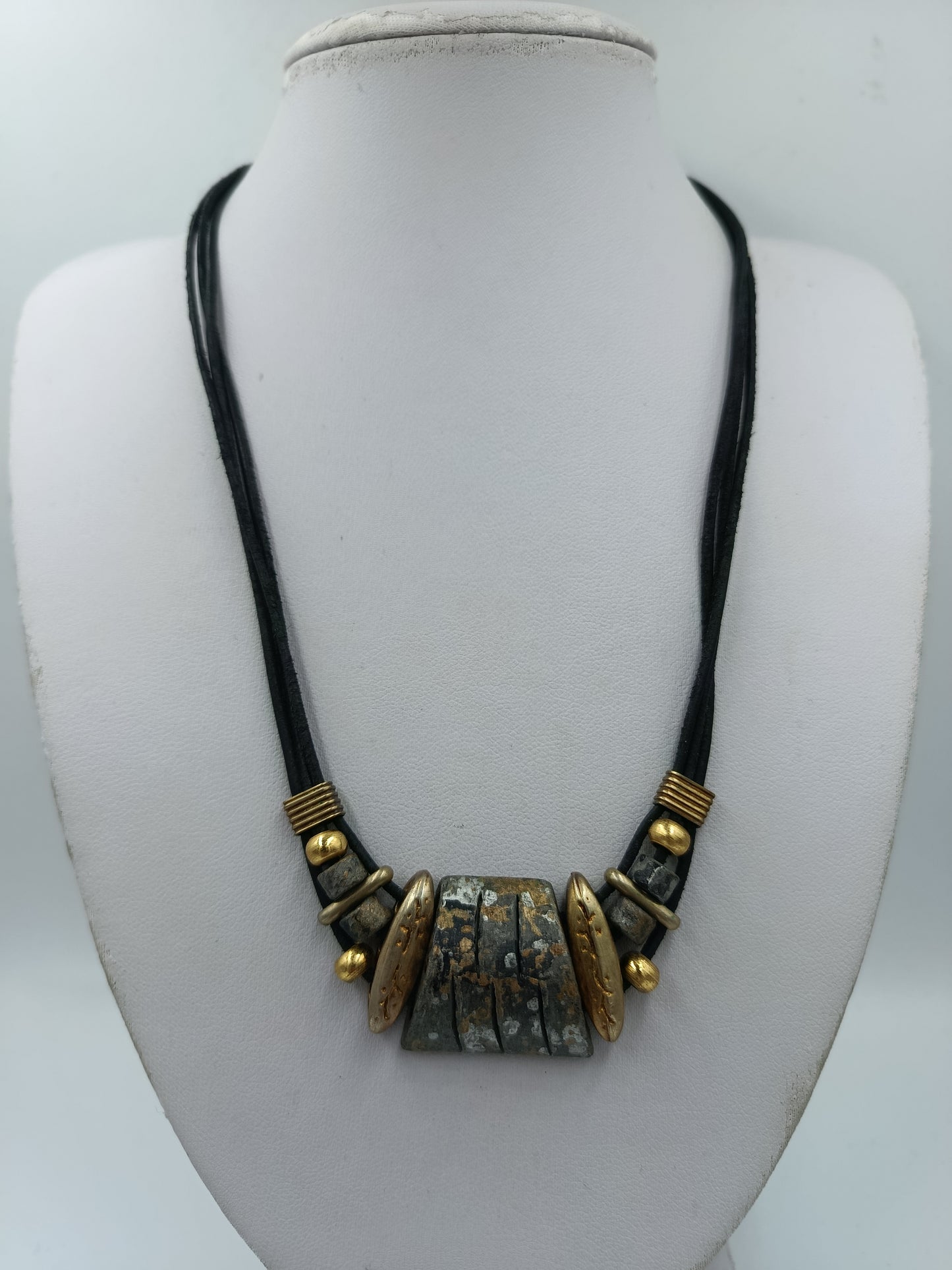 Boho Statement Kette Lederband Naturstein Metall Ethno Stil