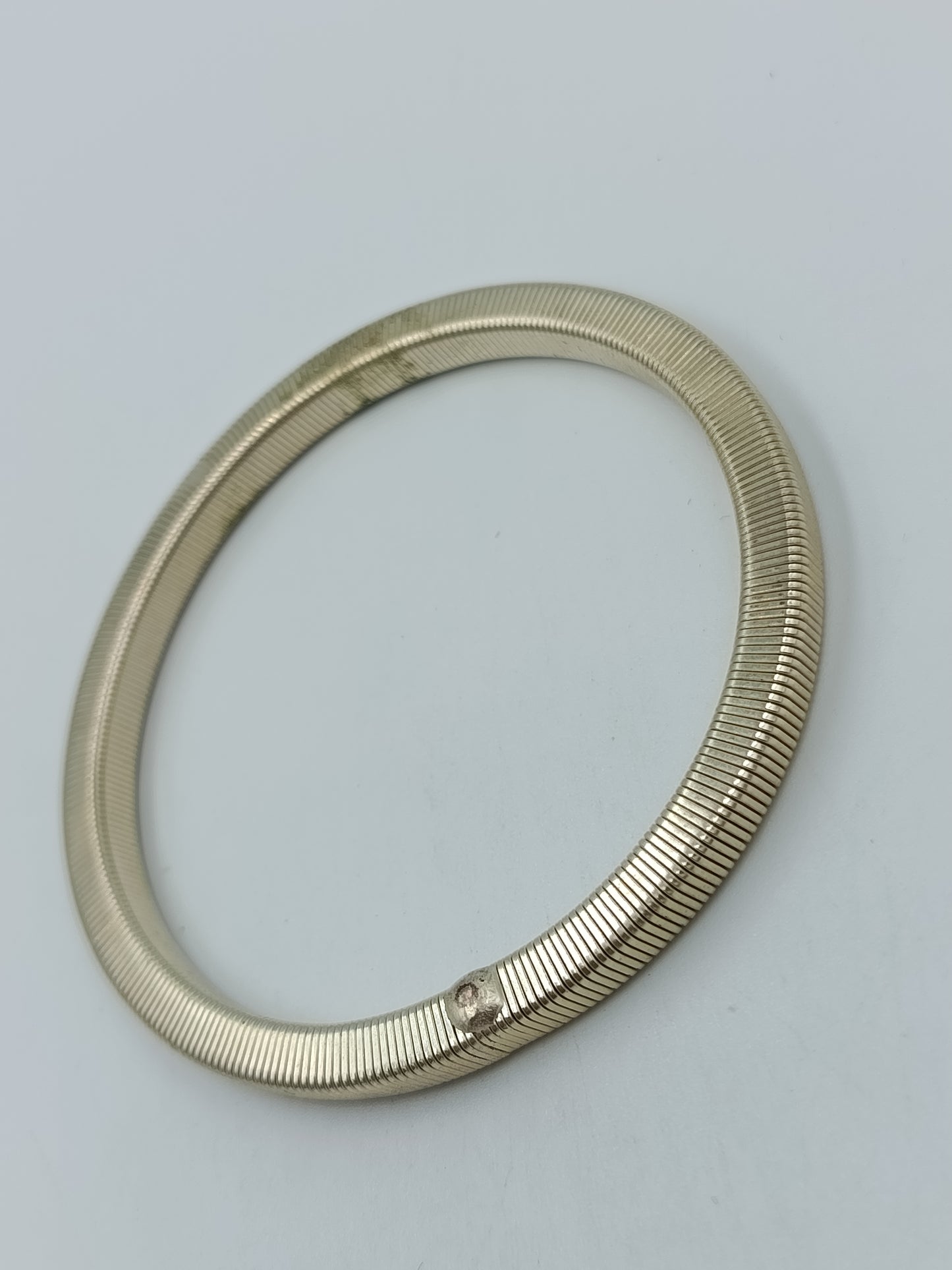 Elastisches Metallarmband im Schlangen Design  silberfarben modern