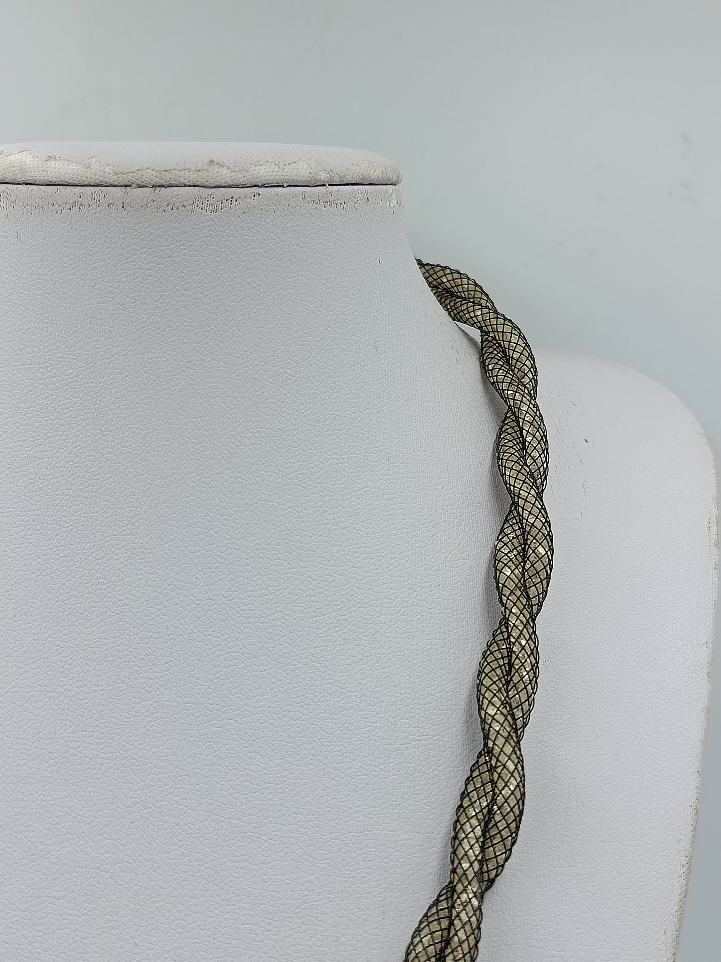 Geflochtene Mesh Kette mit Strass Element  50 cm  schwarz gold