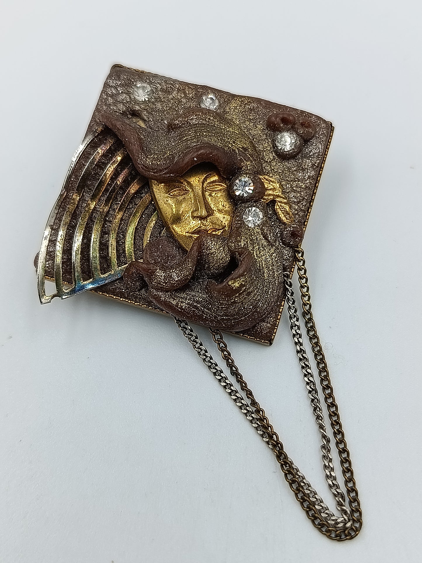 Vintage Brosche mit Gesicht Ketten ausgefallenes Design