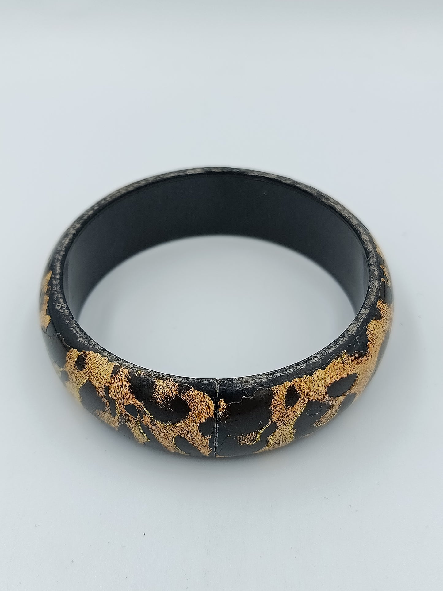 Vintage Armreif in Schwarz Gold breites Statement-Armband