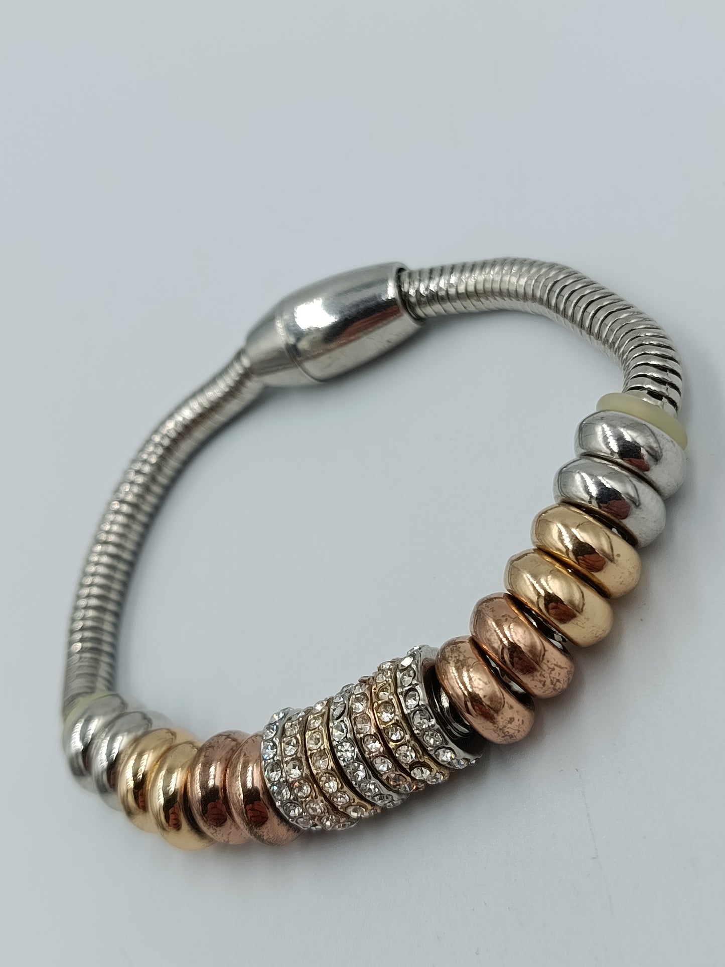 Modernes Charm Armband Silber Roségold mit Strass elegant stilvoll