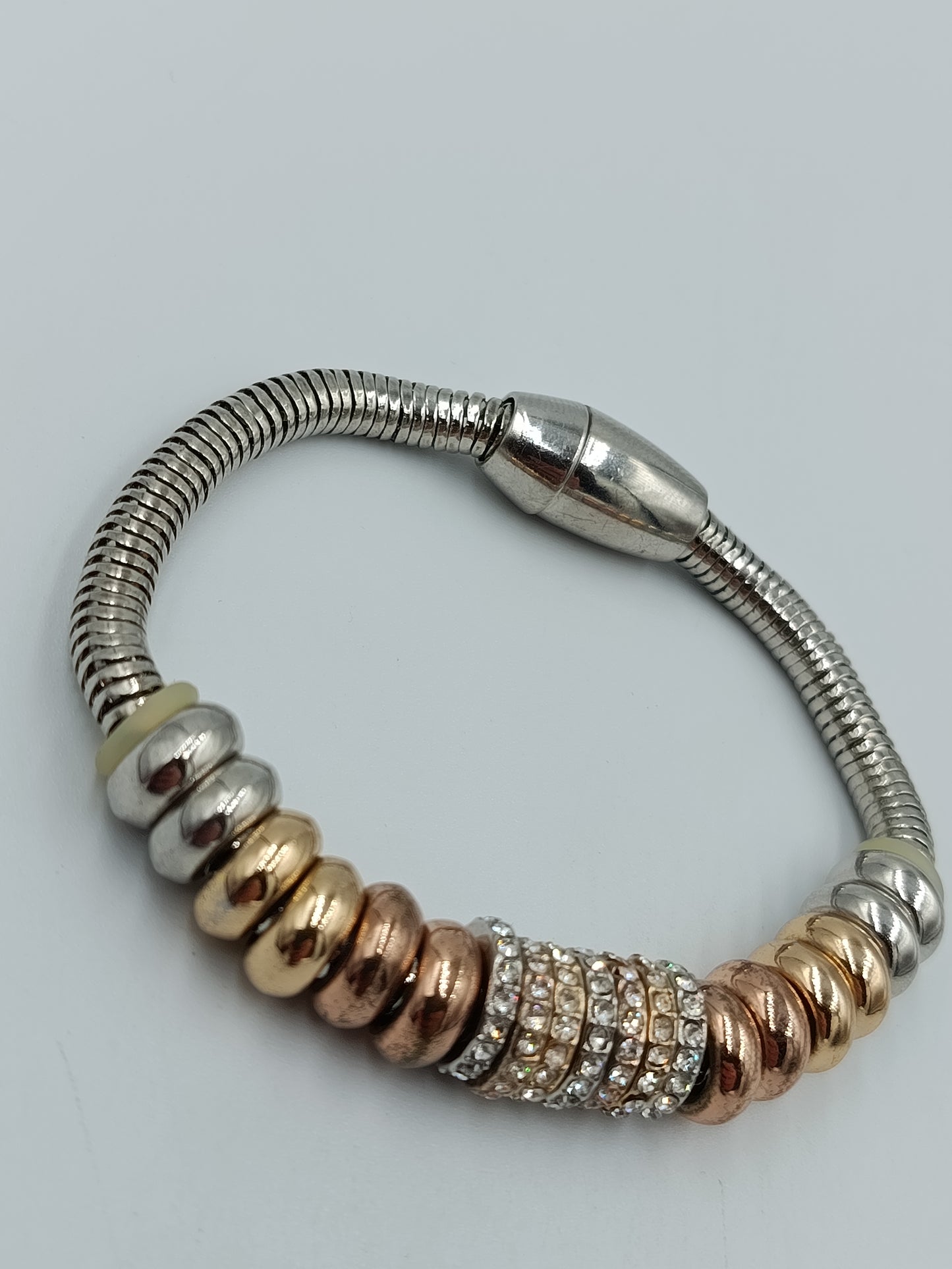 Modernes Charm Armband Silber Roségold mit Strass elegant stilvoll
