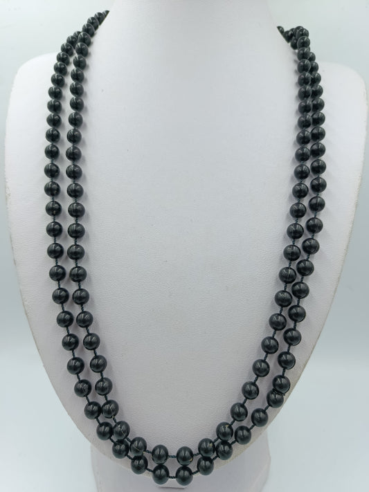Lange Vintage Perlenkette schwarz  doppelt gelegt elegant