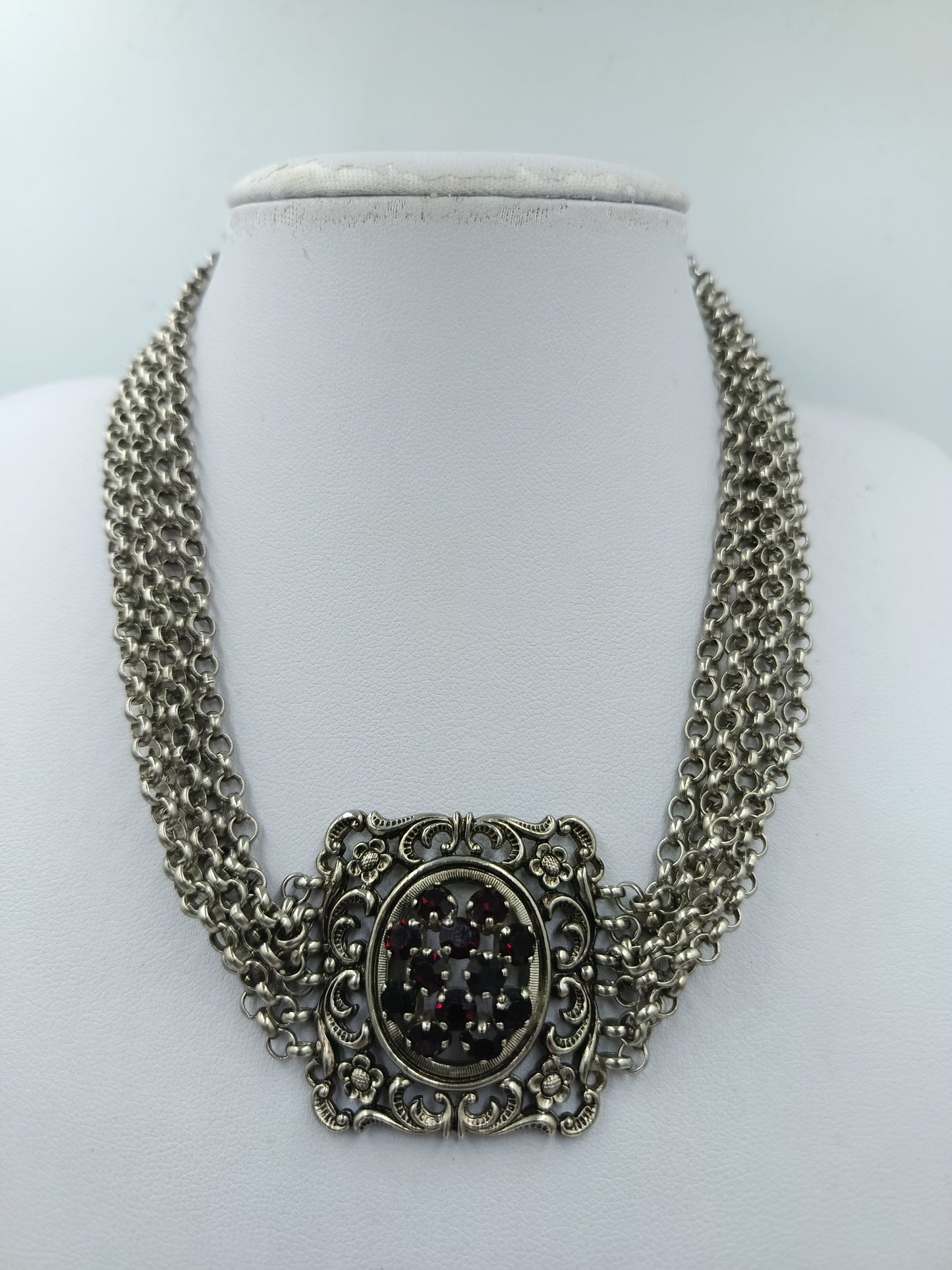 Vintage Collier mit roten Steinen mehrreihig aufwendig gearbeitet