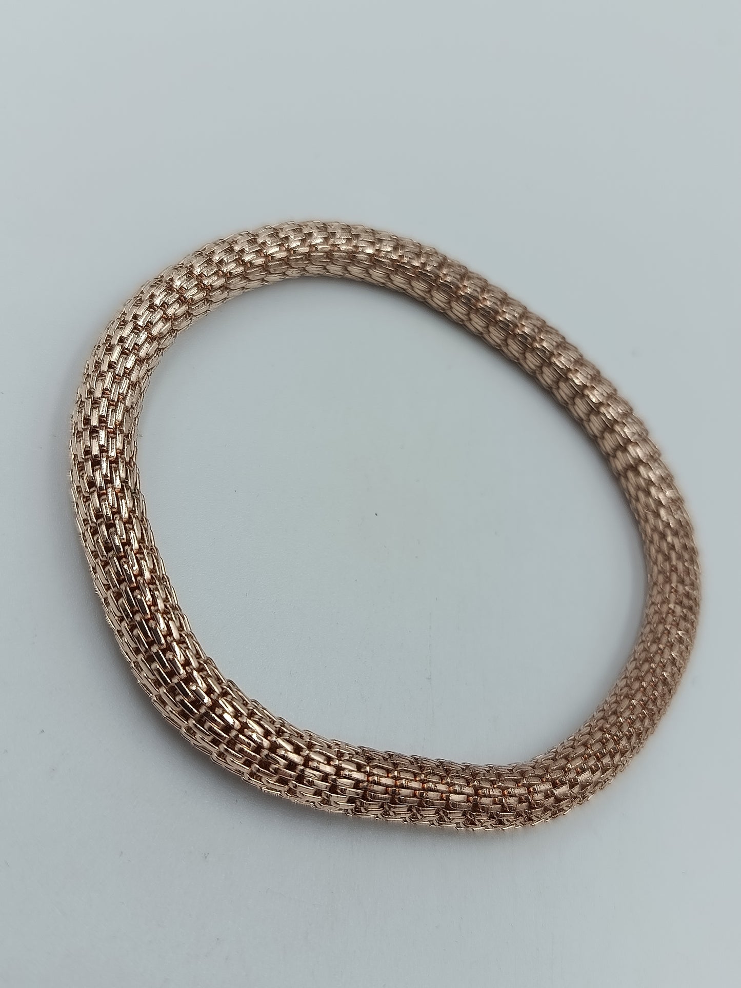 Elegantes elastisches Armband in Goldoptik schlicht modern