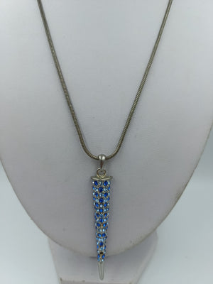 Lange Halskette mit Strass Anhänger blau silberfarben elegant