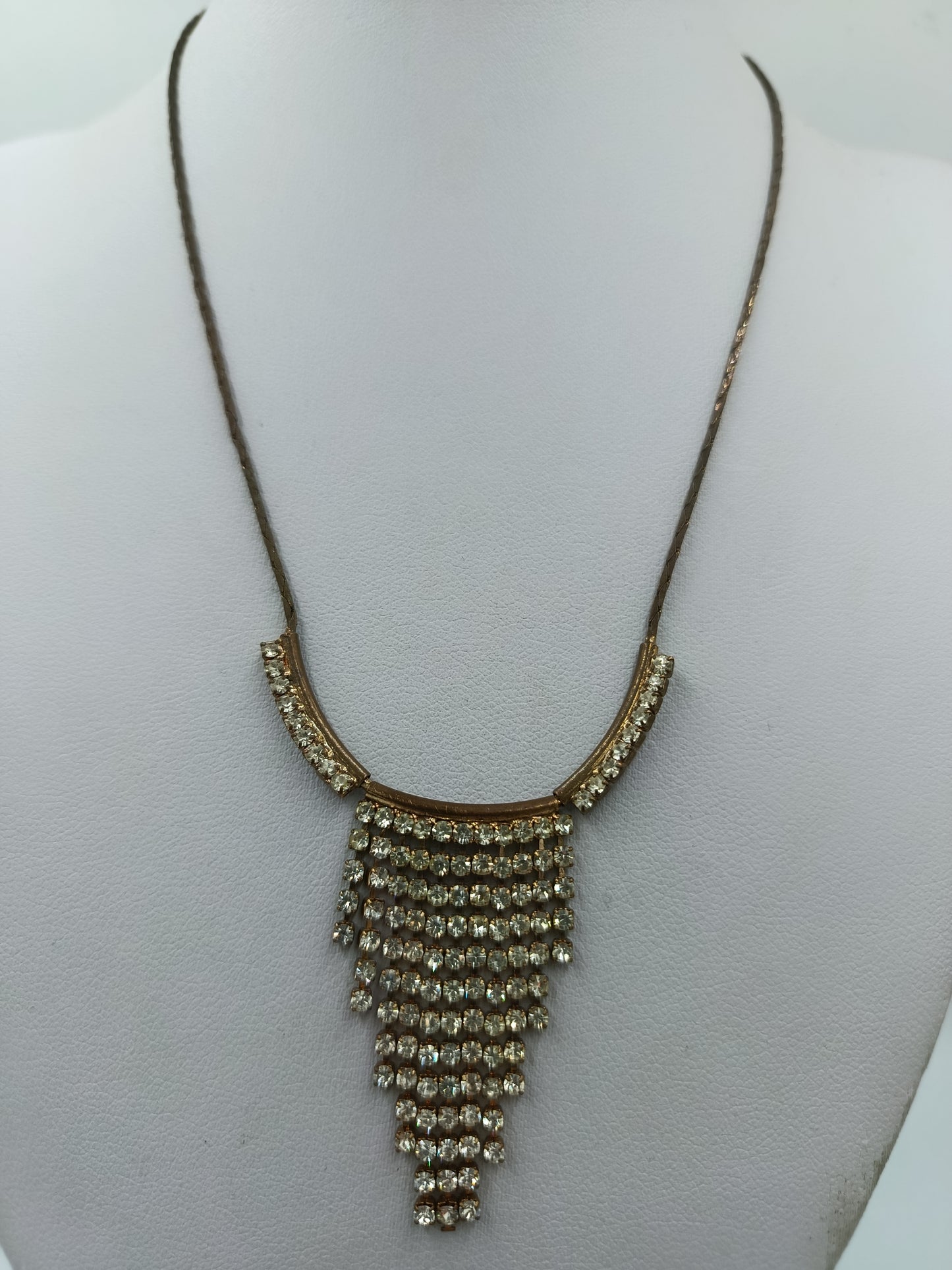 Vintage Strasskette mit Anhänger elegant funkelnd