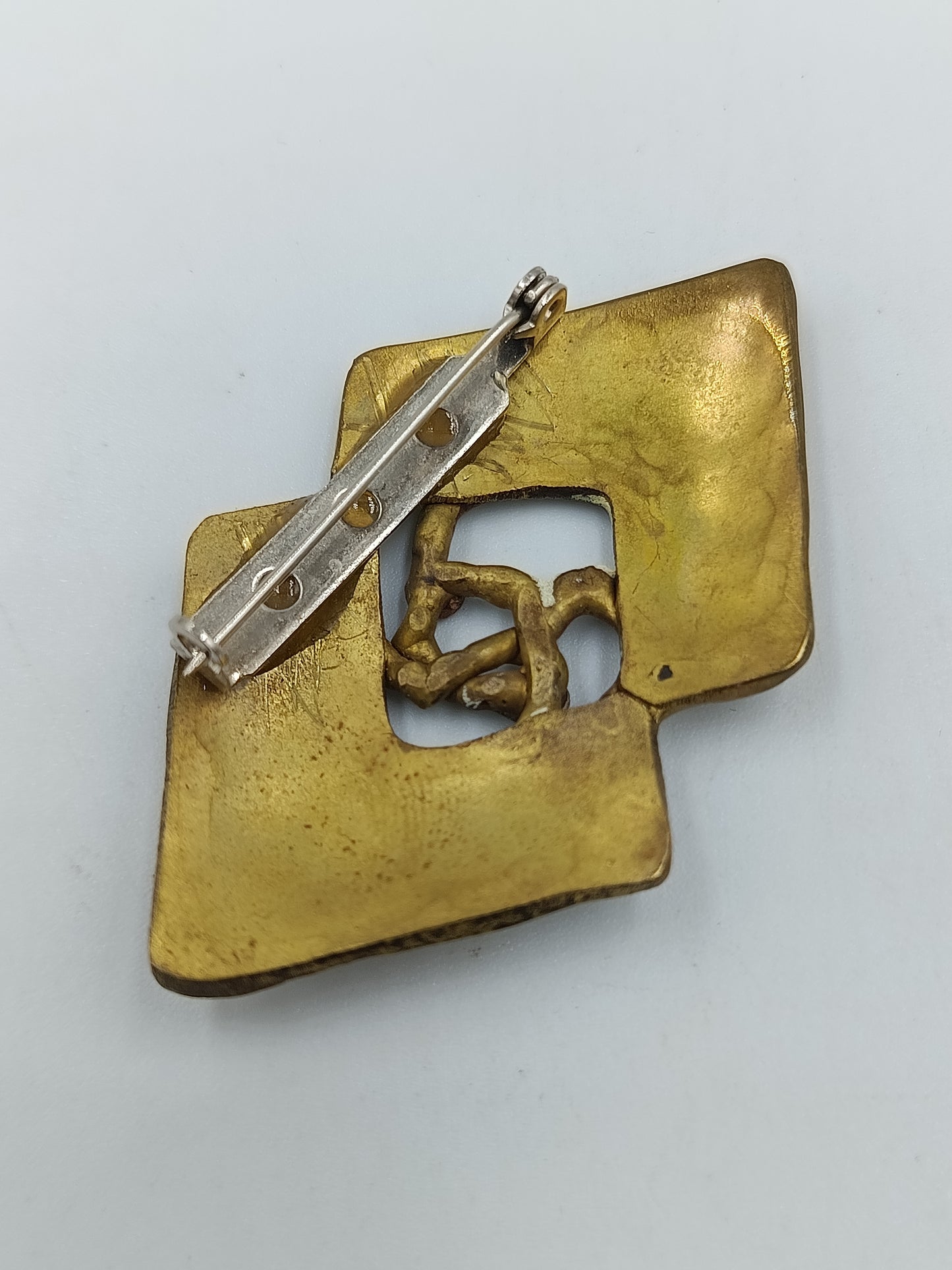 Vintage Brosche abstrakt in Goldoptik kunstvoll außergewöhnlich