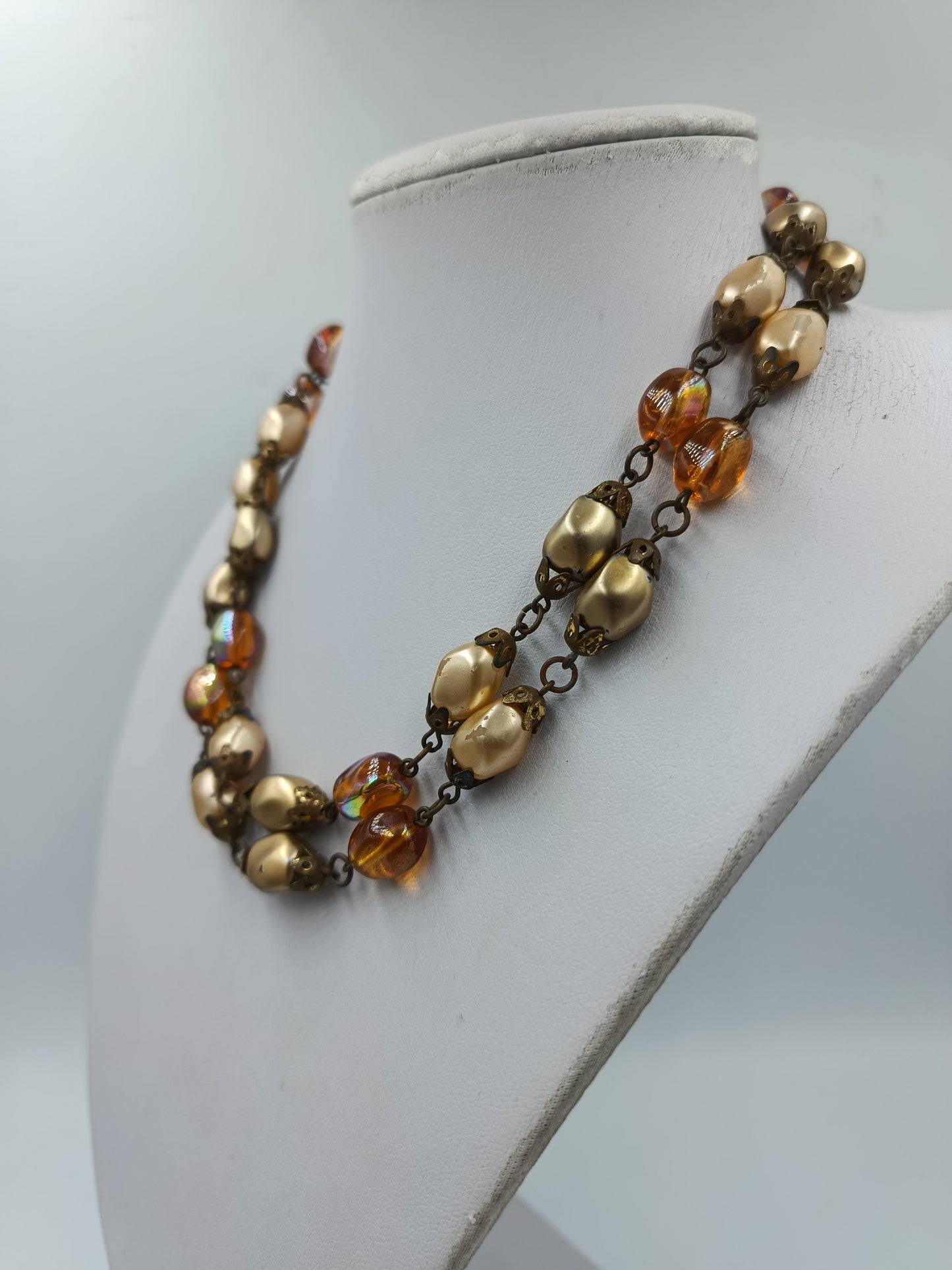 Auffällige Vintage Perlenkette gold  irisierend Statement Kette