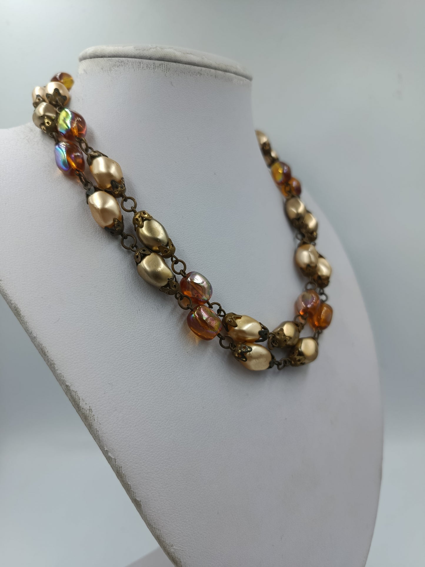 Auffällige Vintage Perlenkette gold  irisierend Statement Kette
