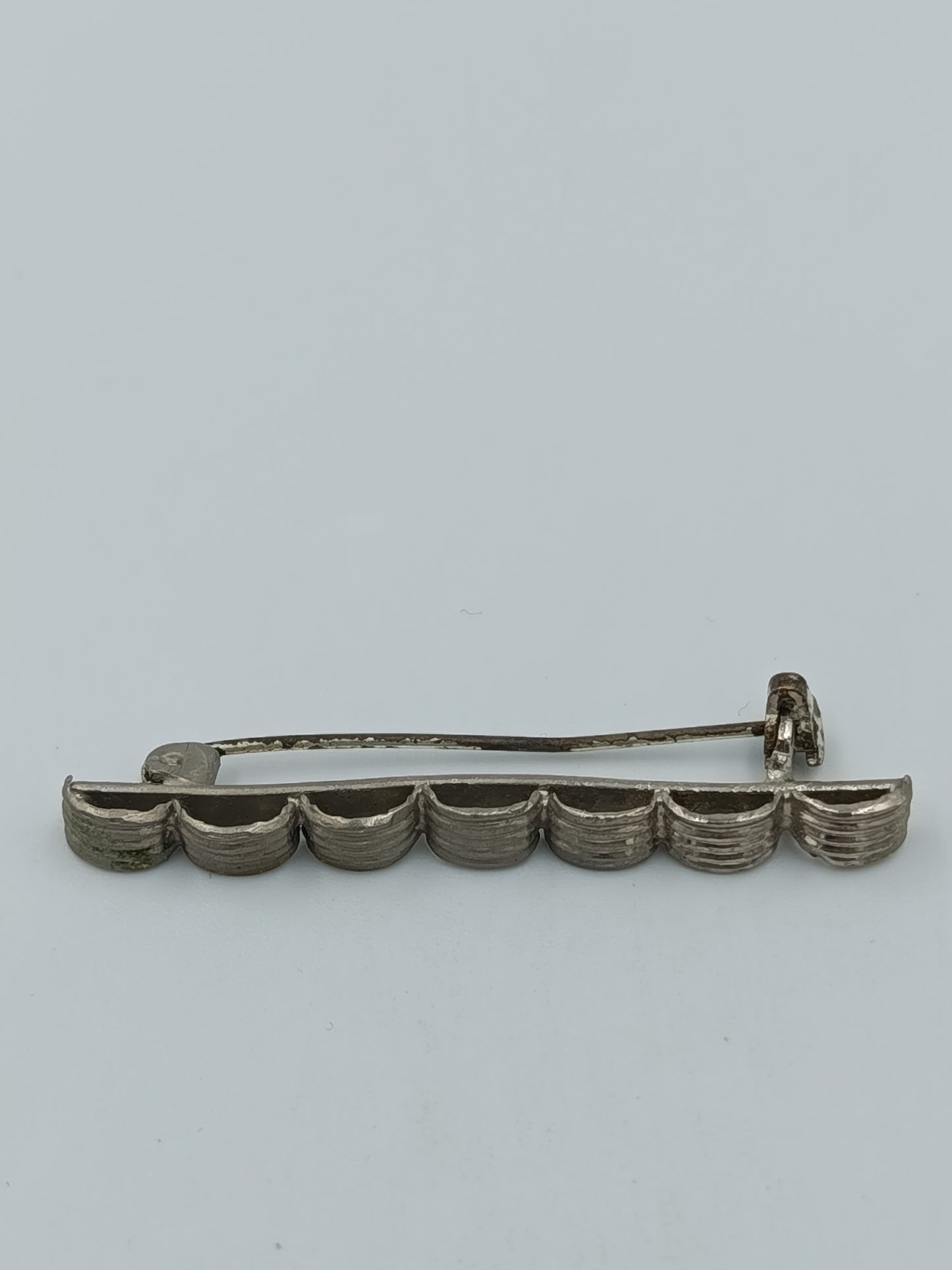 Vintage Brosche silberfarben mit Muschel-Design