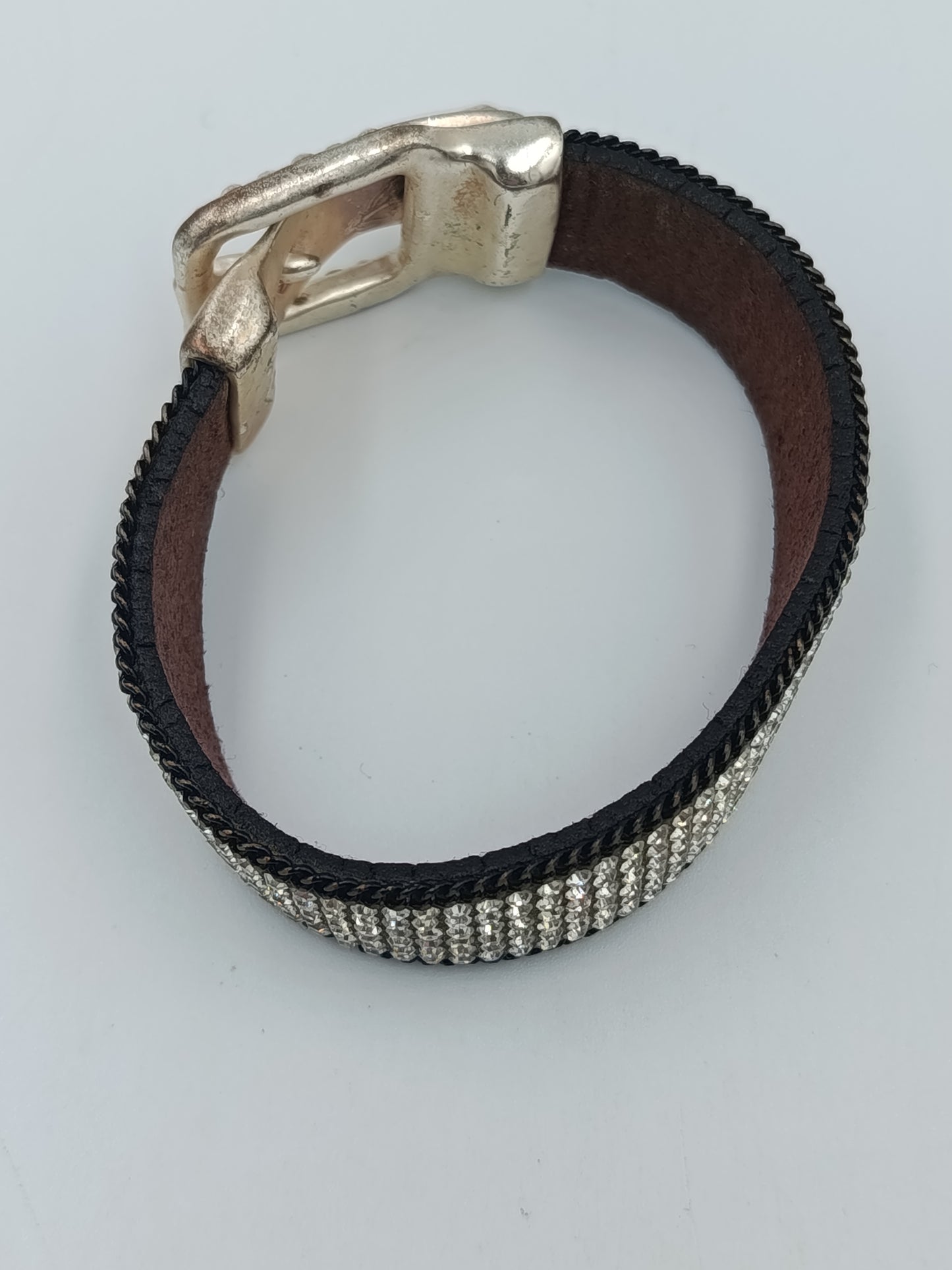 Lederarmband mit Strass Schnallen-Design – 20,5 cm