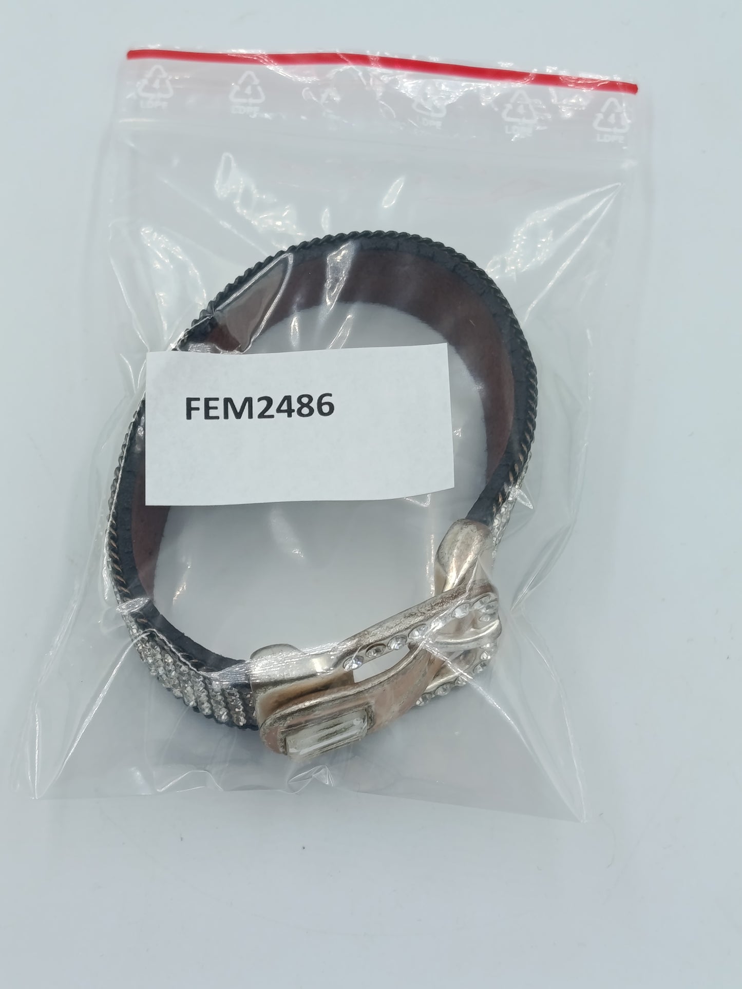 Lederarmband mit Strass Schnallen-Design – 20,5 cm
