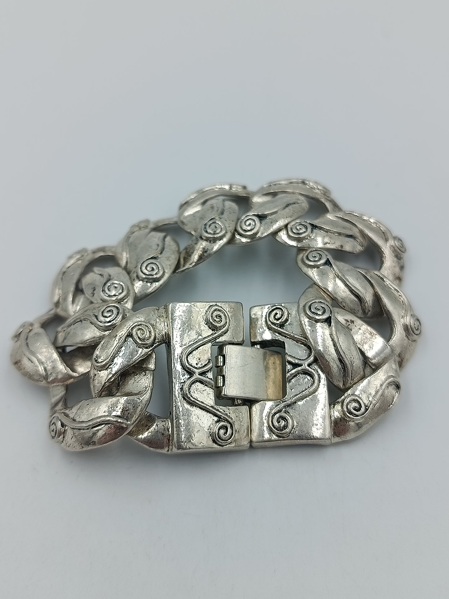 Massives Statement Armband in Silberoptik – großes Gliederdesign