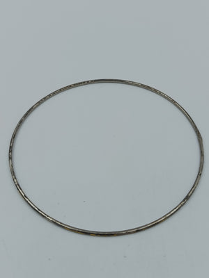 Schlichter Armreif in Silberoptik – minimalistisches Design