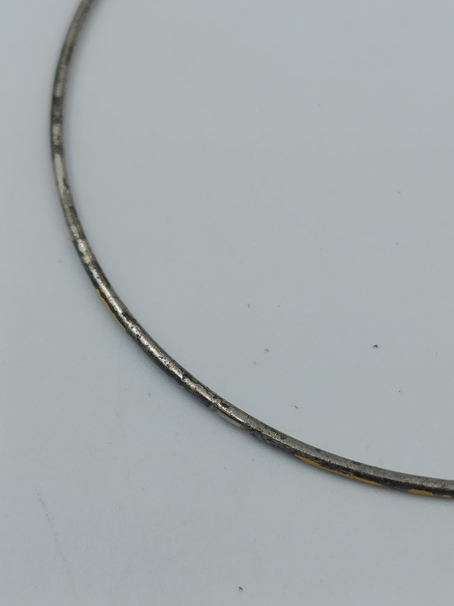 Schlichter Armreif in Silberoptik – minimalistisches Design
