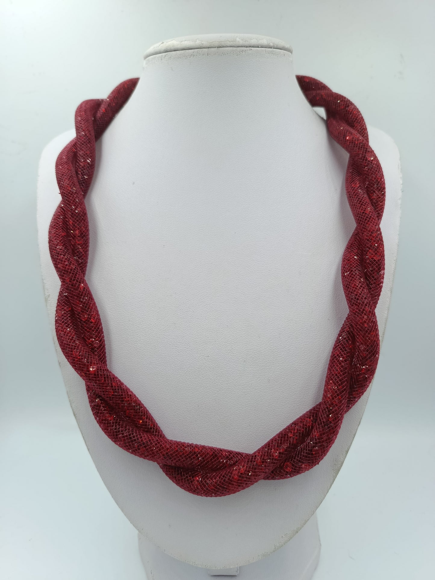 Statement Kette Rot Glitzer – gedrehte Mesh-Kette auffällige modern