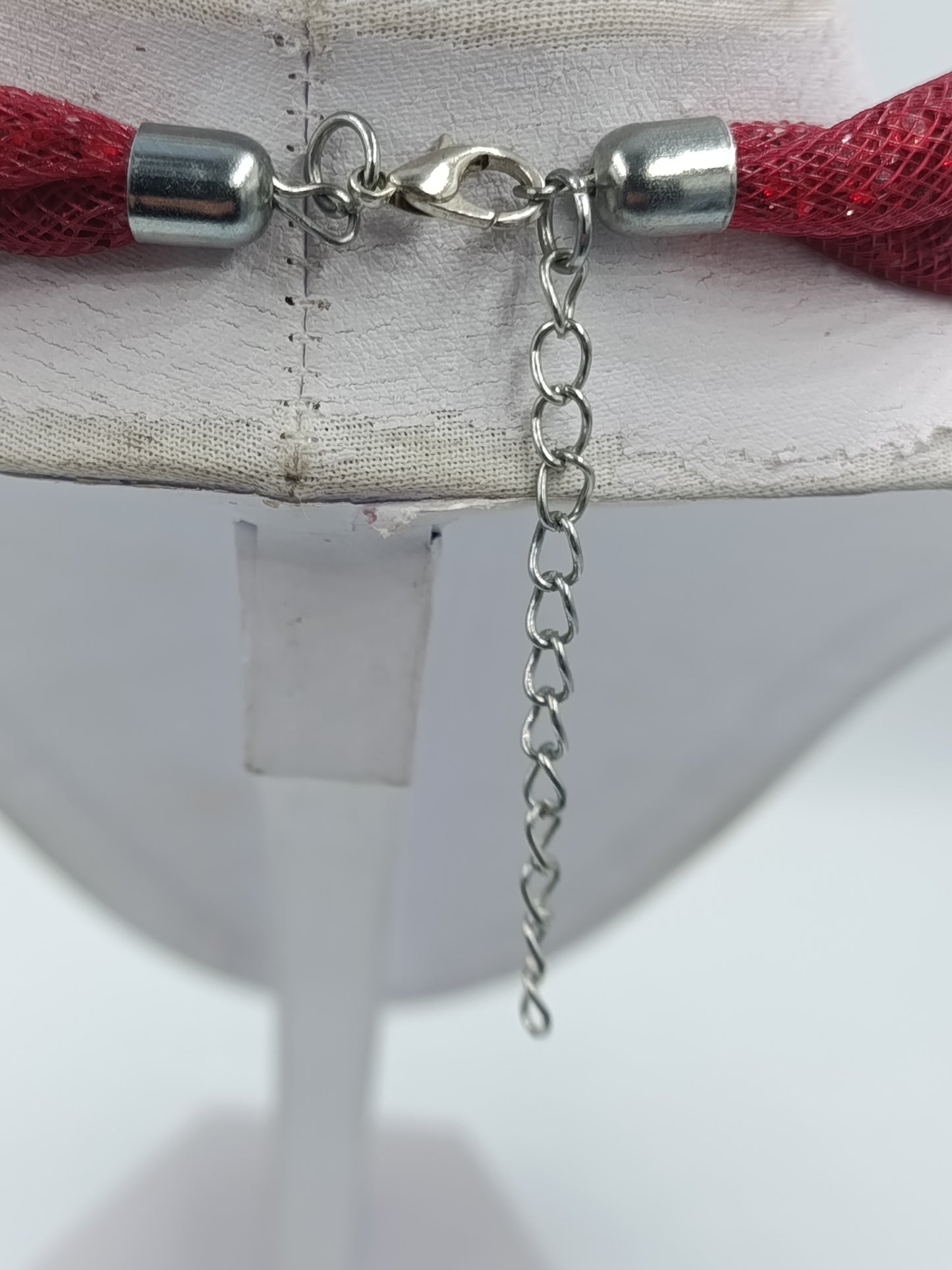Statement Kette Rot Glitzer – gedrehte Mesh-Kette auffällige modern