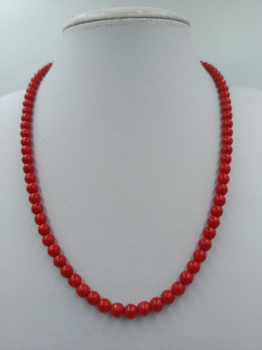 Rote Perlenkette klassisch elegant 42,5 cm Vintage Stil