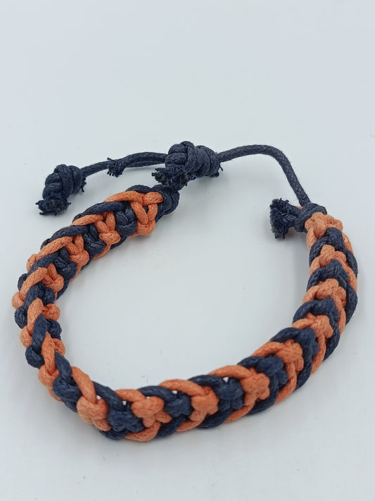 Geflochtenes Armband schwarz orange – verstellbar, lässiger Stil