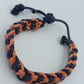 Geflochtenes Armband schwarz orange – verstellbar, lässiger Stil